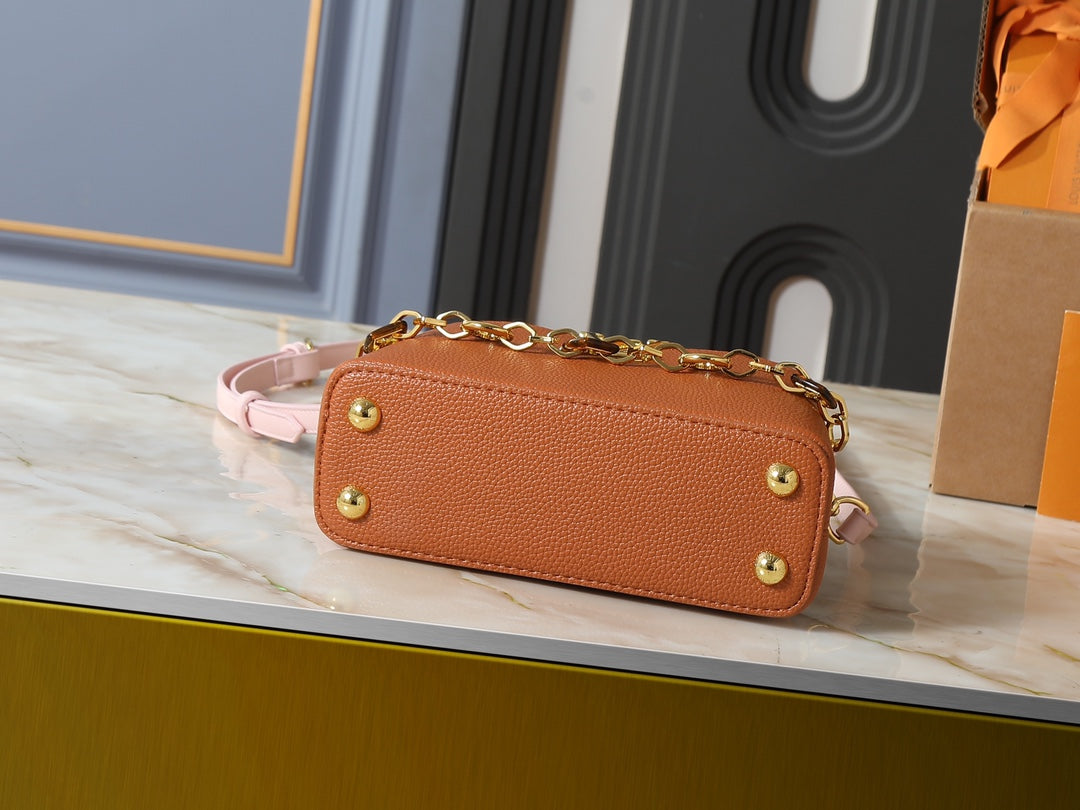 B1P46E46 Popular leather bag