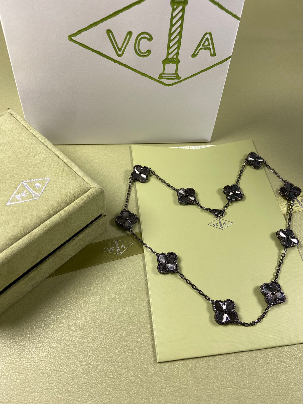 X5X94VA185K  Popular rings,earrings, bracelets,necklaces