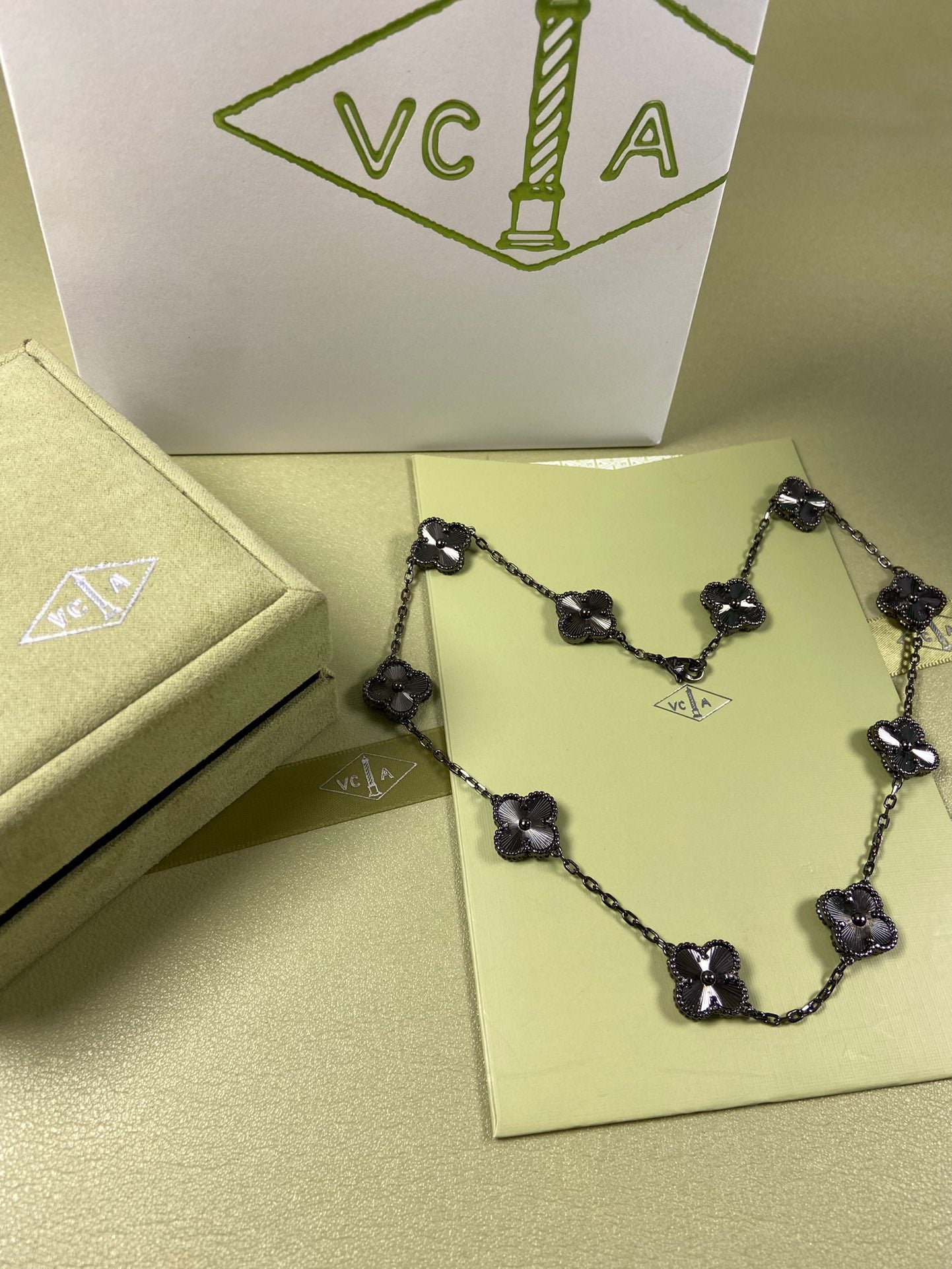 X5X94VA185K  Popular rings,earrings, bracelets,necklaces