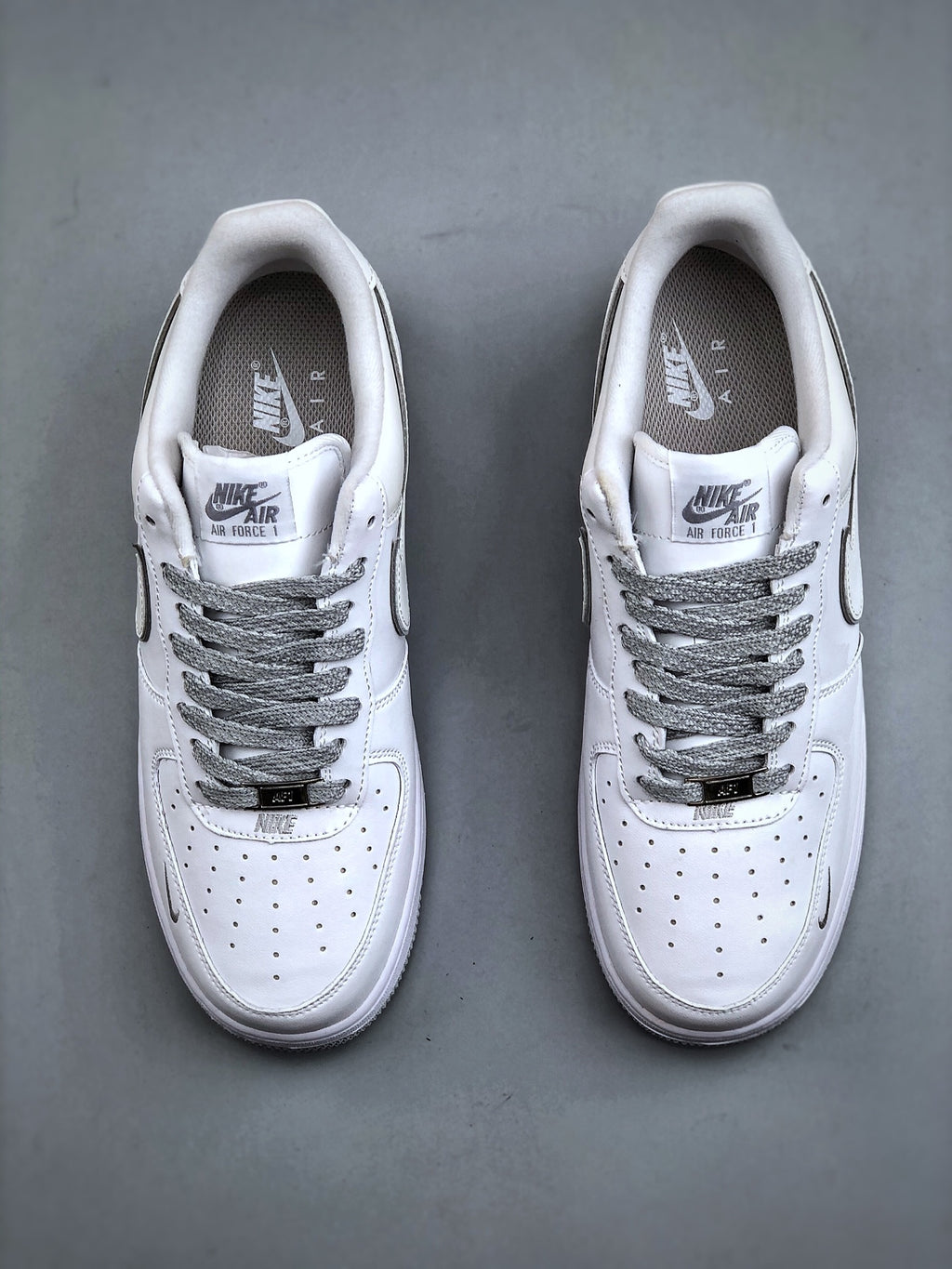Z4Q95A81 Popular Shoes