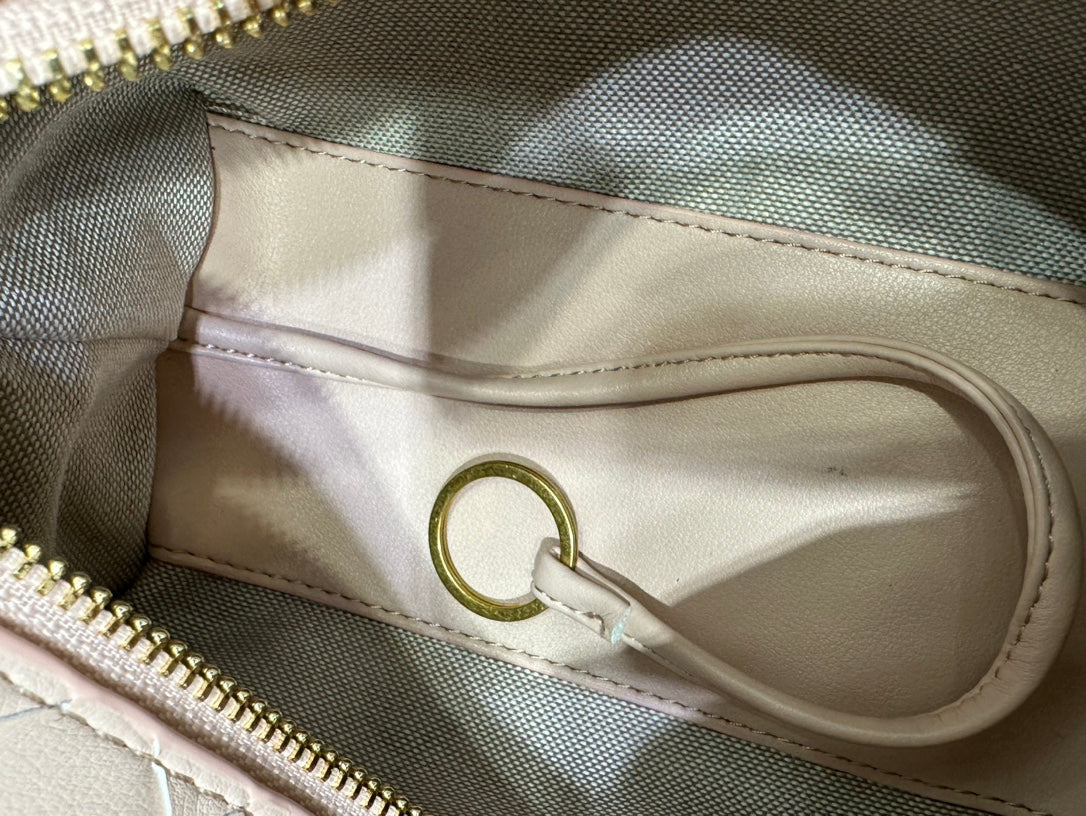 B1X104A84 Popular eather bag