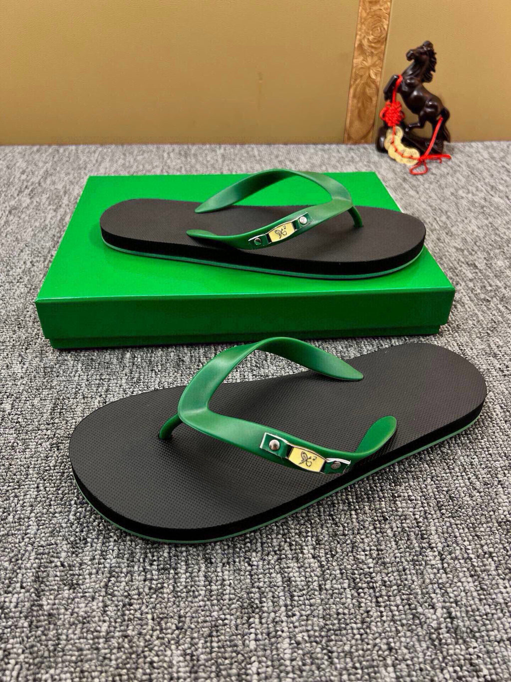 Z5Z35A293 Popular Slippers