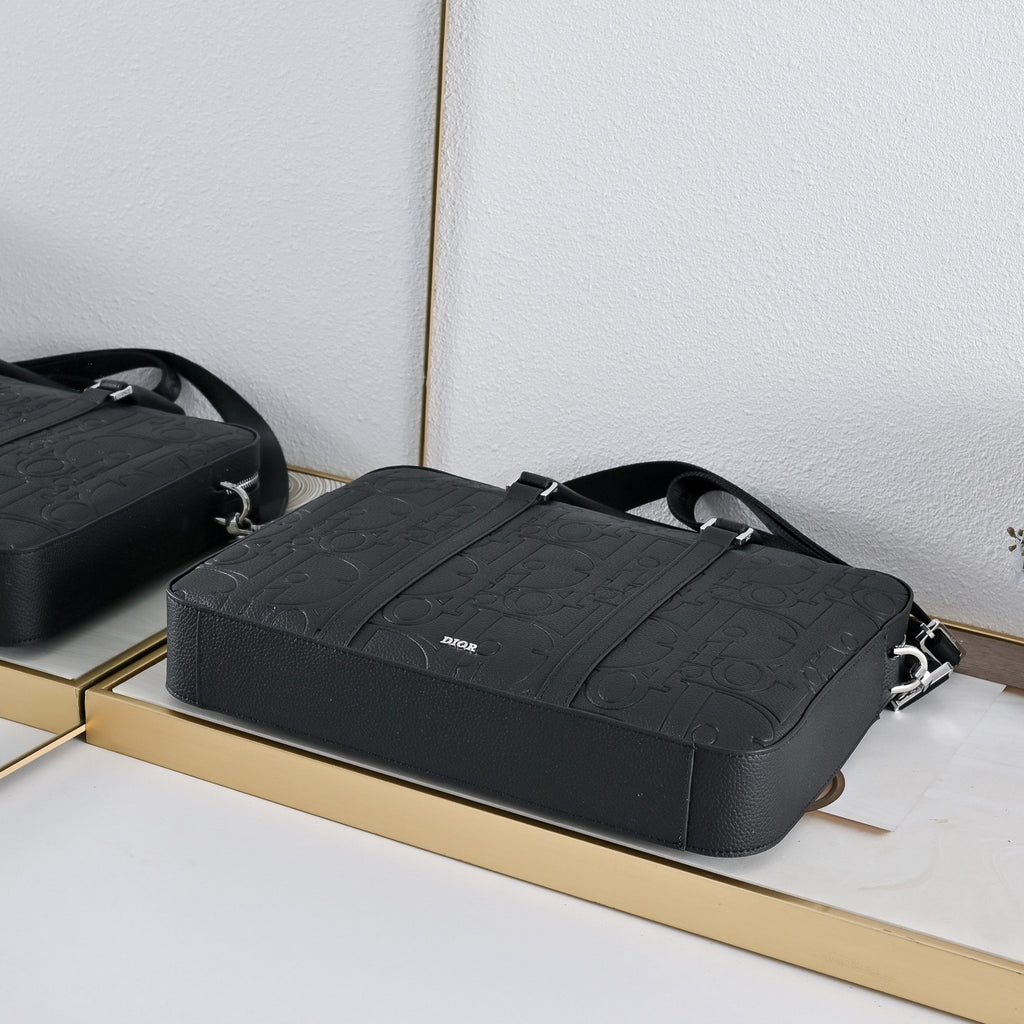 B1N76D15 Popular leather bag