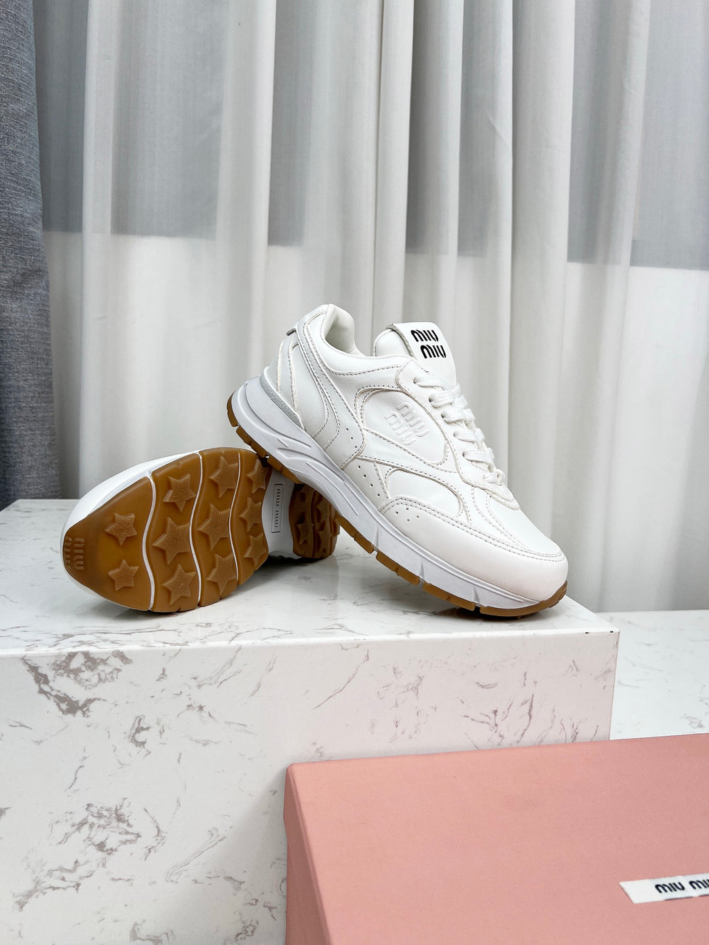 Z2Z85A47  Popular high quality shoes