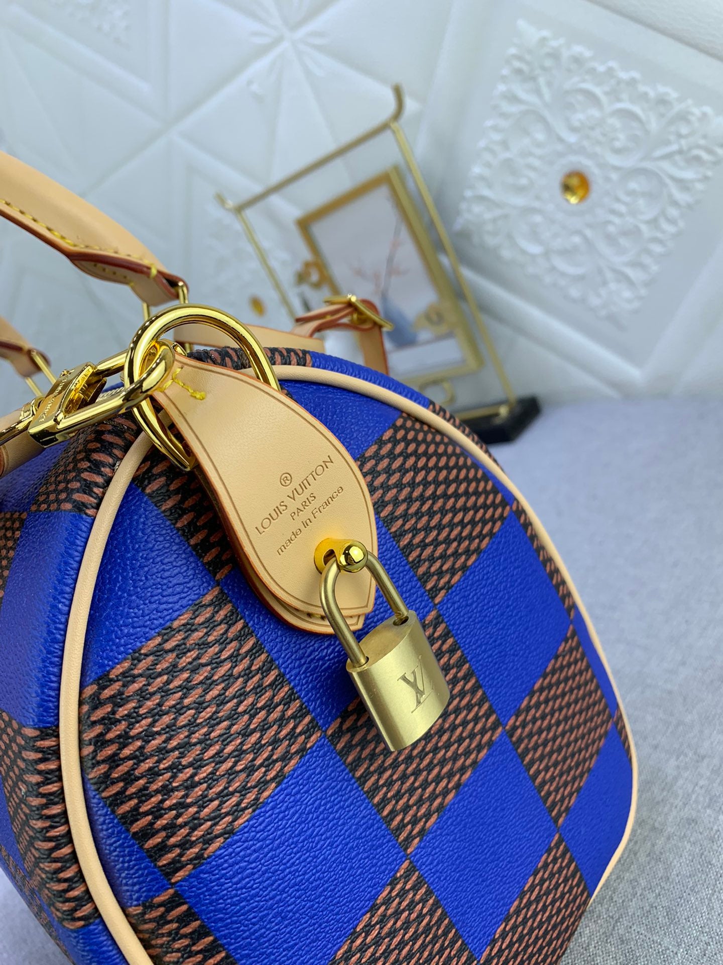 B12X44E269 Popular  leather bag 