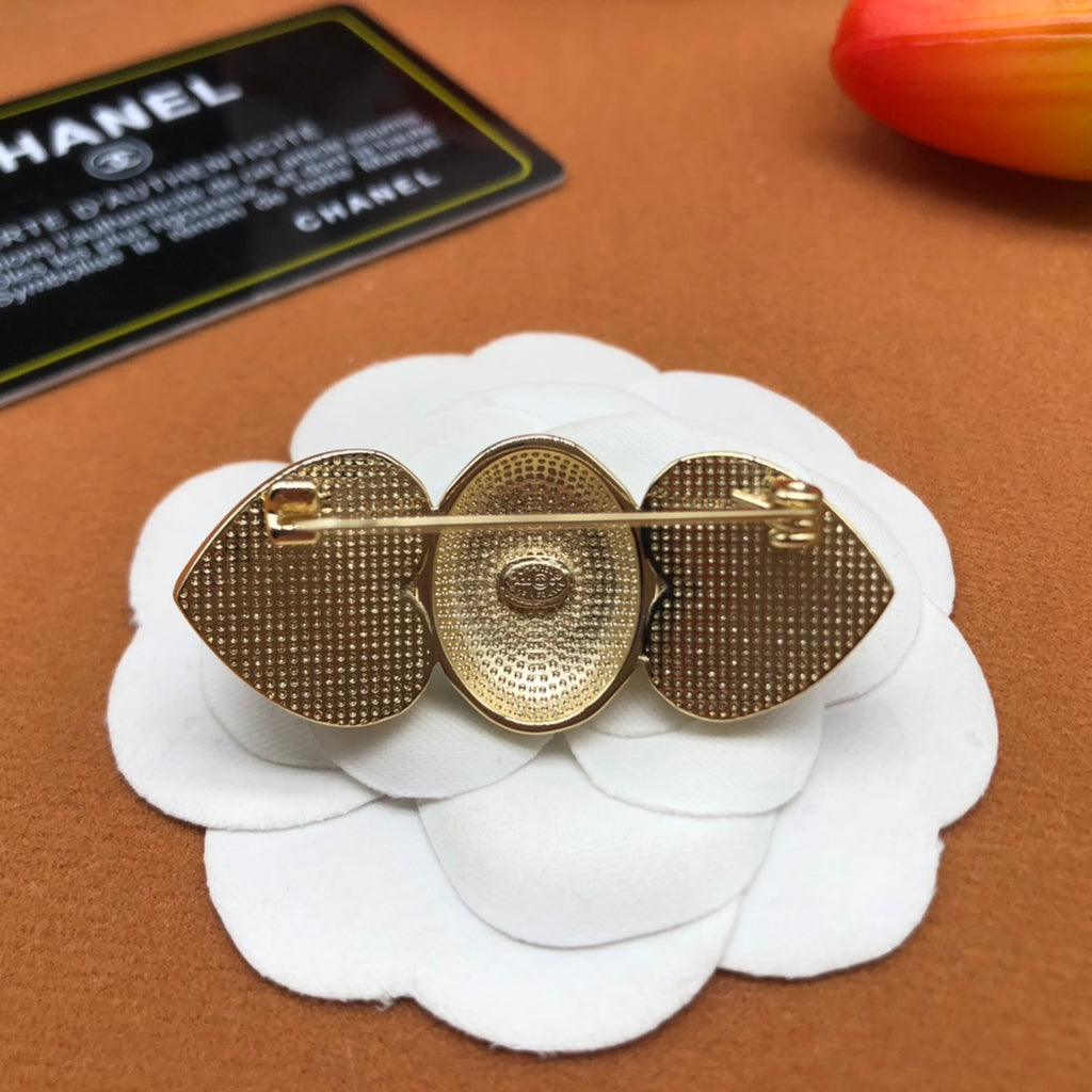 X14C858  Popular Brooch