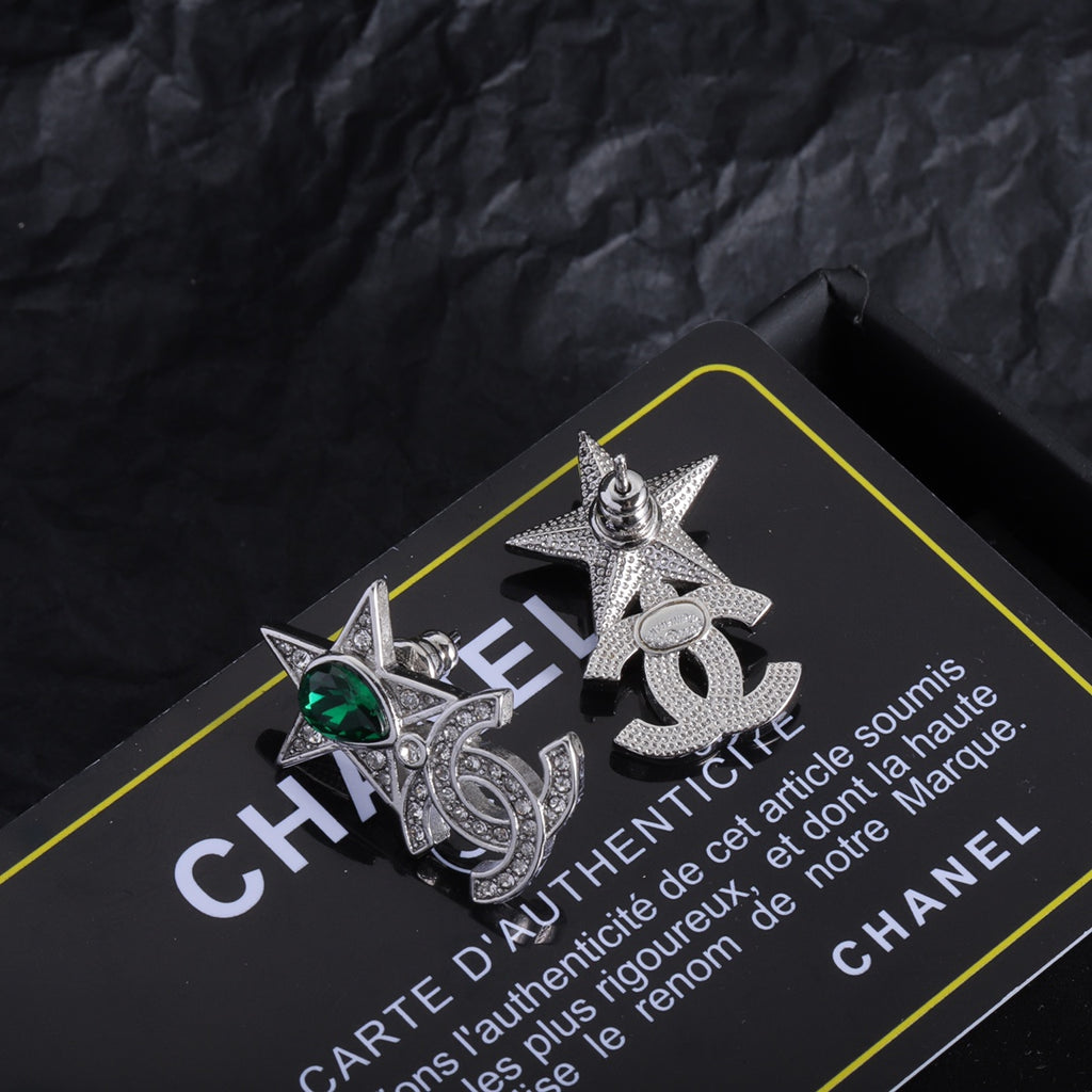 X1Q95C13E Popular Earrings