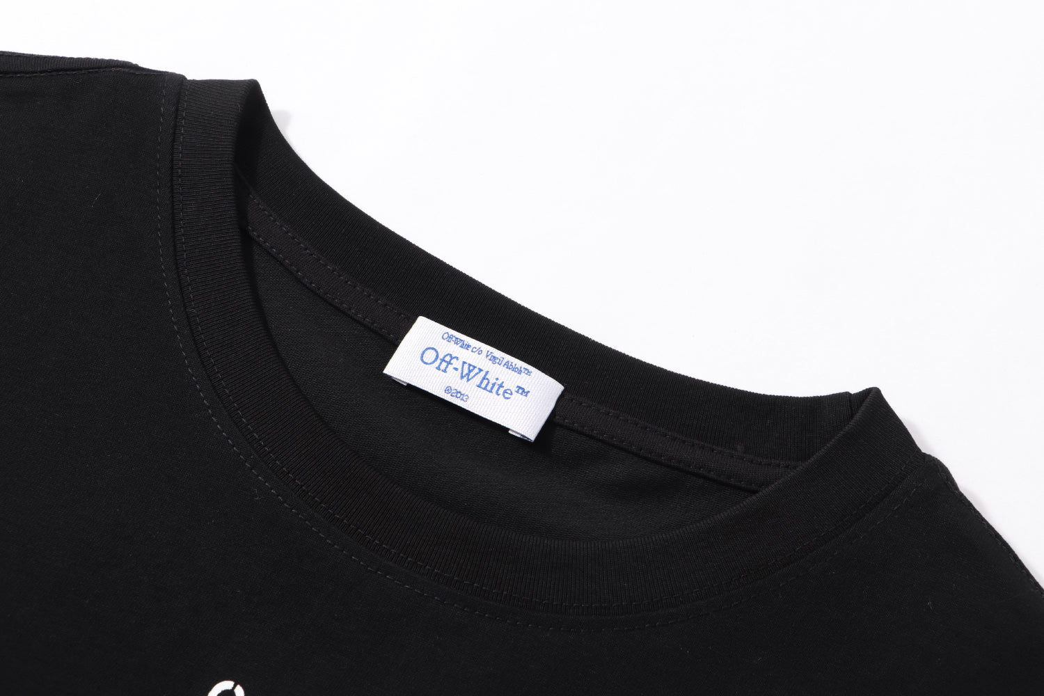 U1P36A10 Popular T-shirts