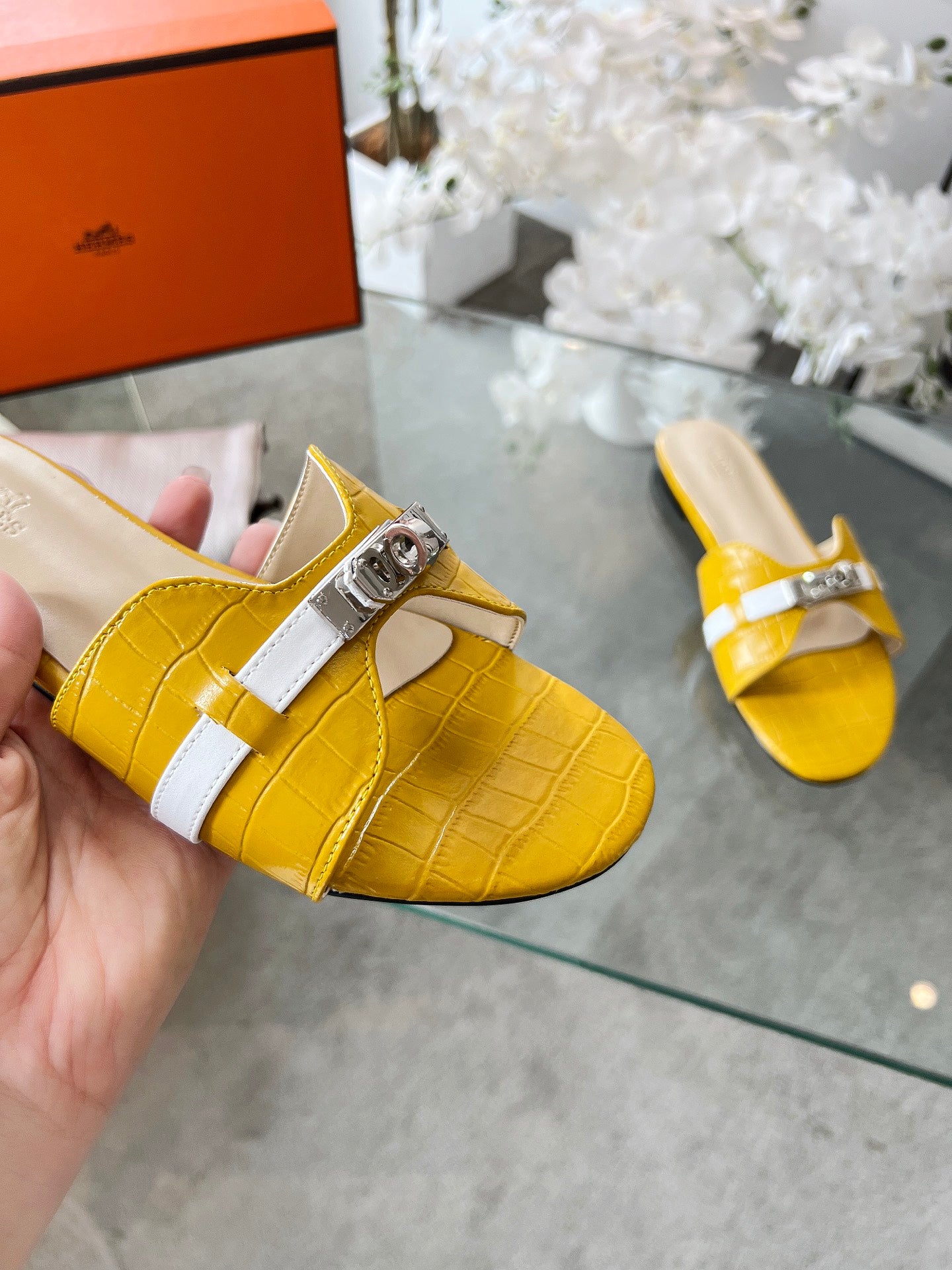 Z2Z85H10  Popular leather Shoes