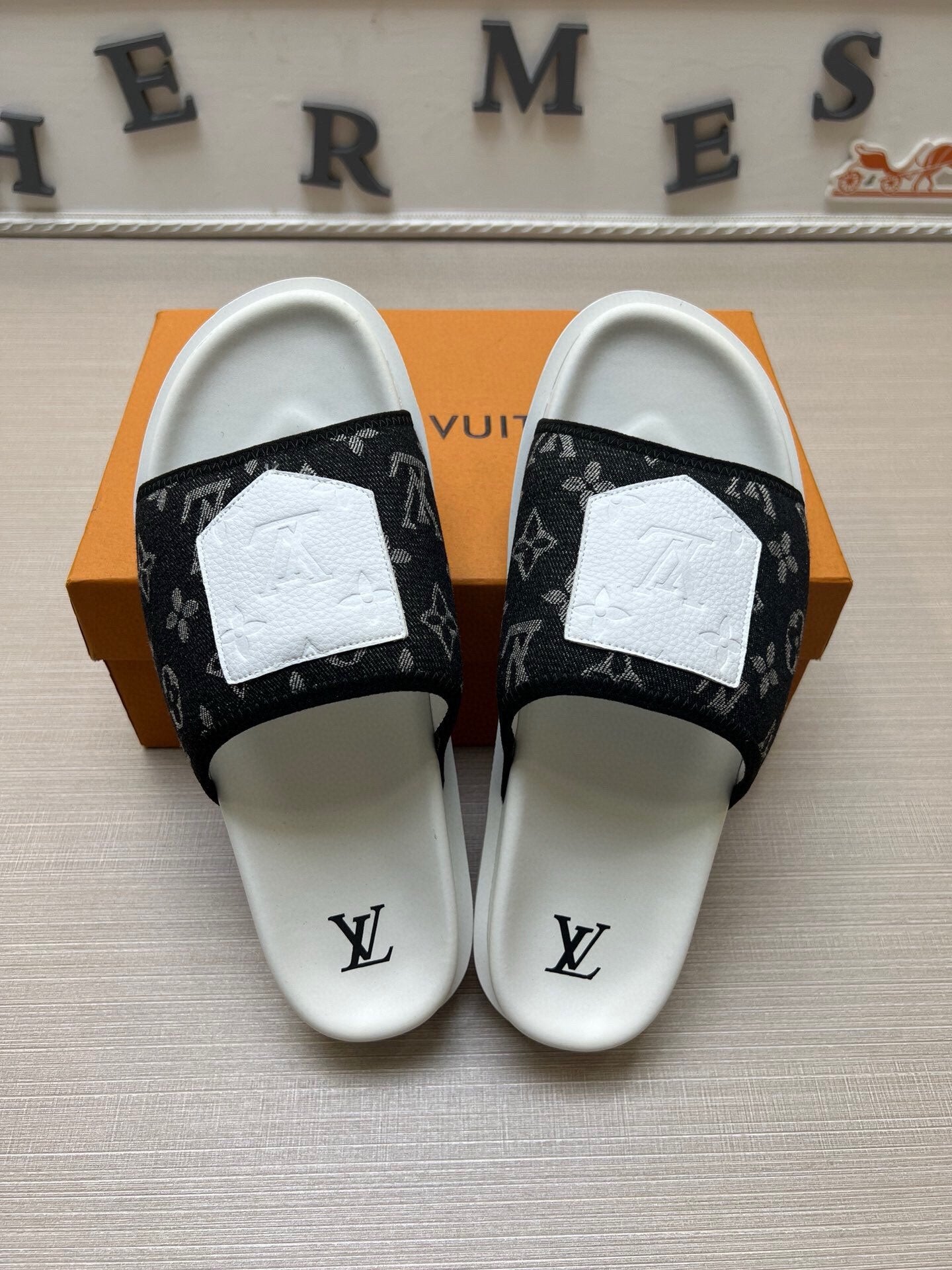 Z5WE252 Popular Slippers