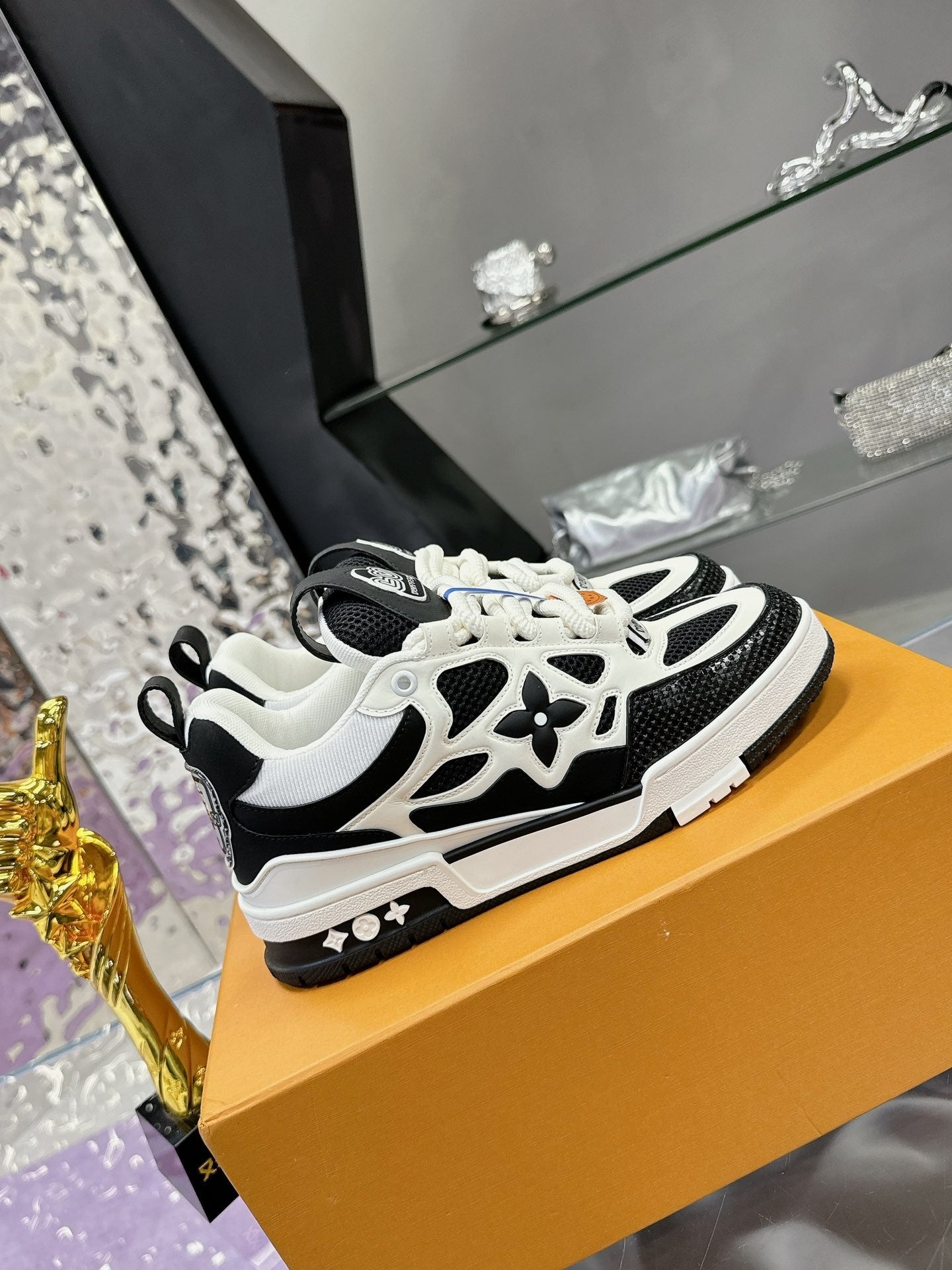 Z2Q95E183  Popular high-quality Shoes