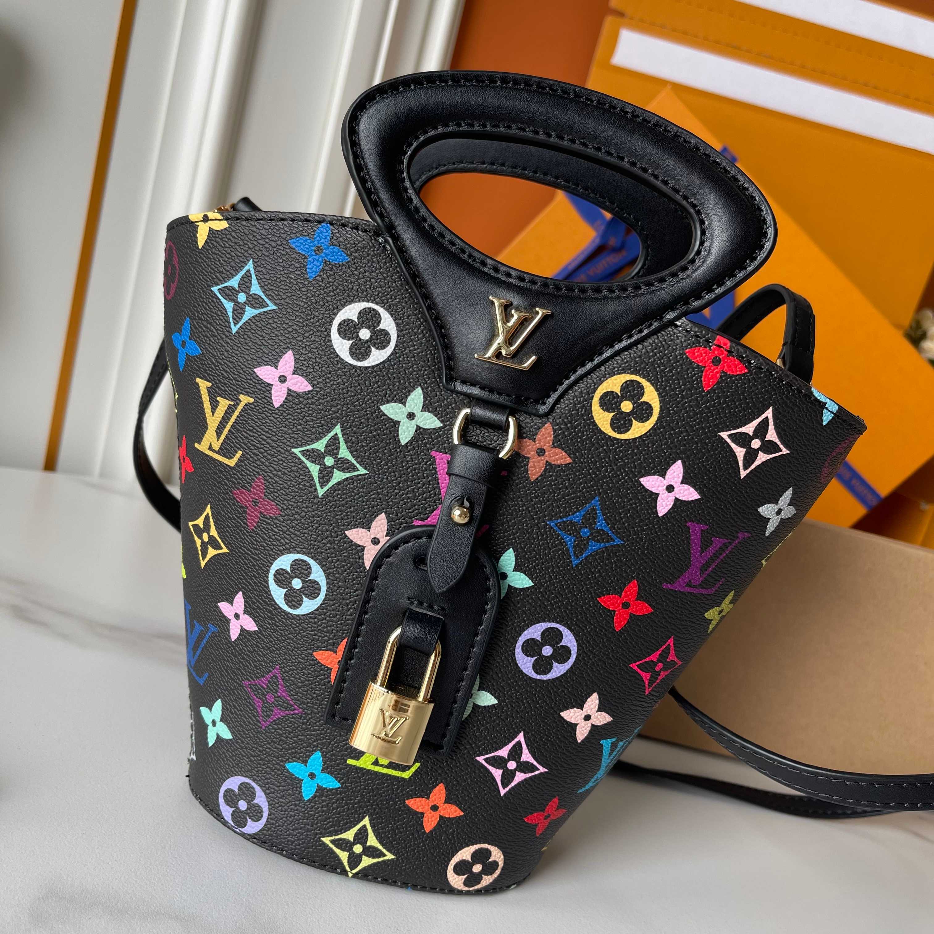 B1N55E80 Popular  leather bag