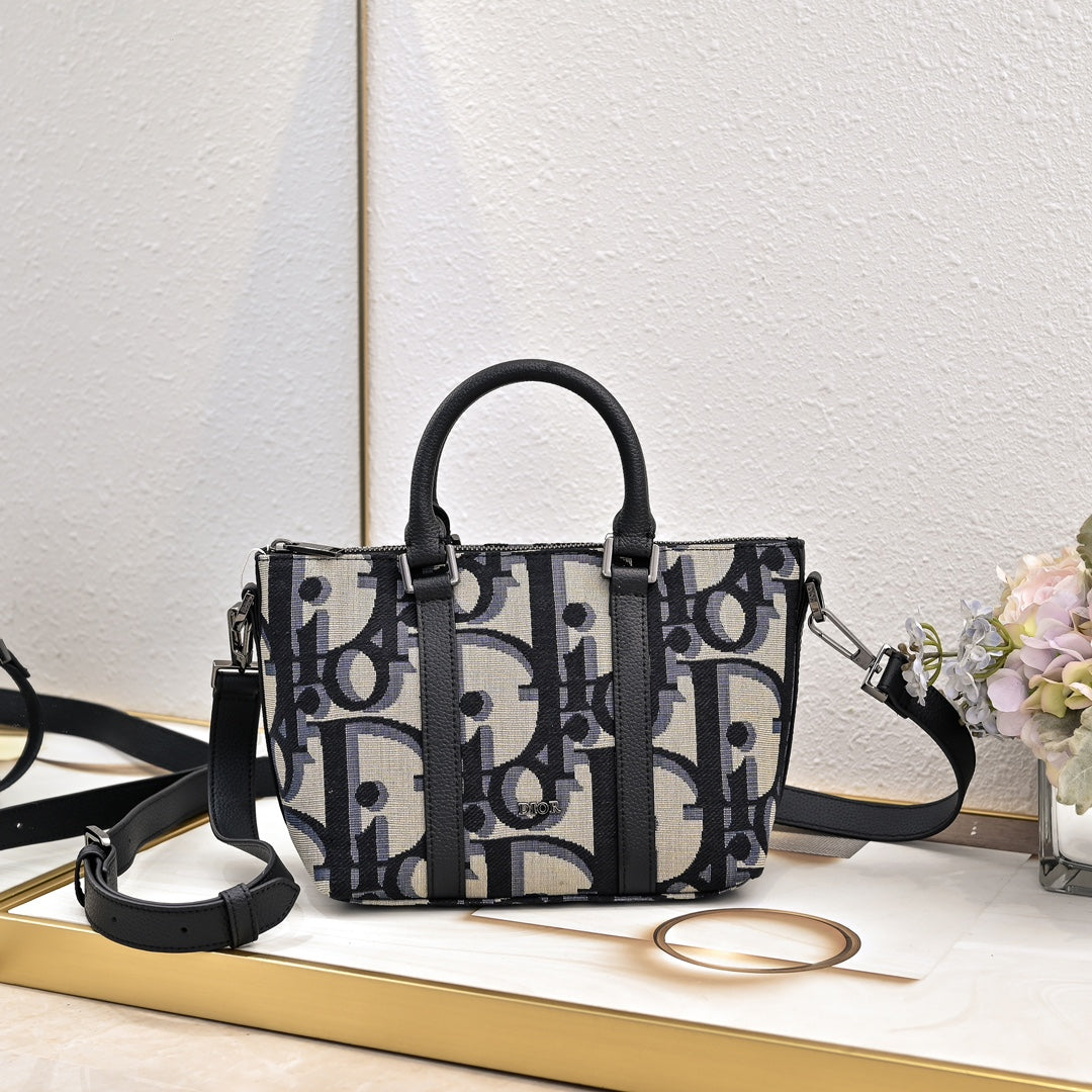 B1X104D65 Popular  bag