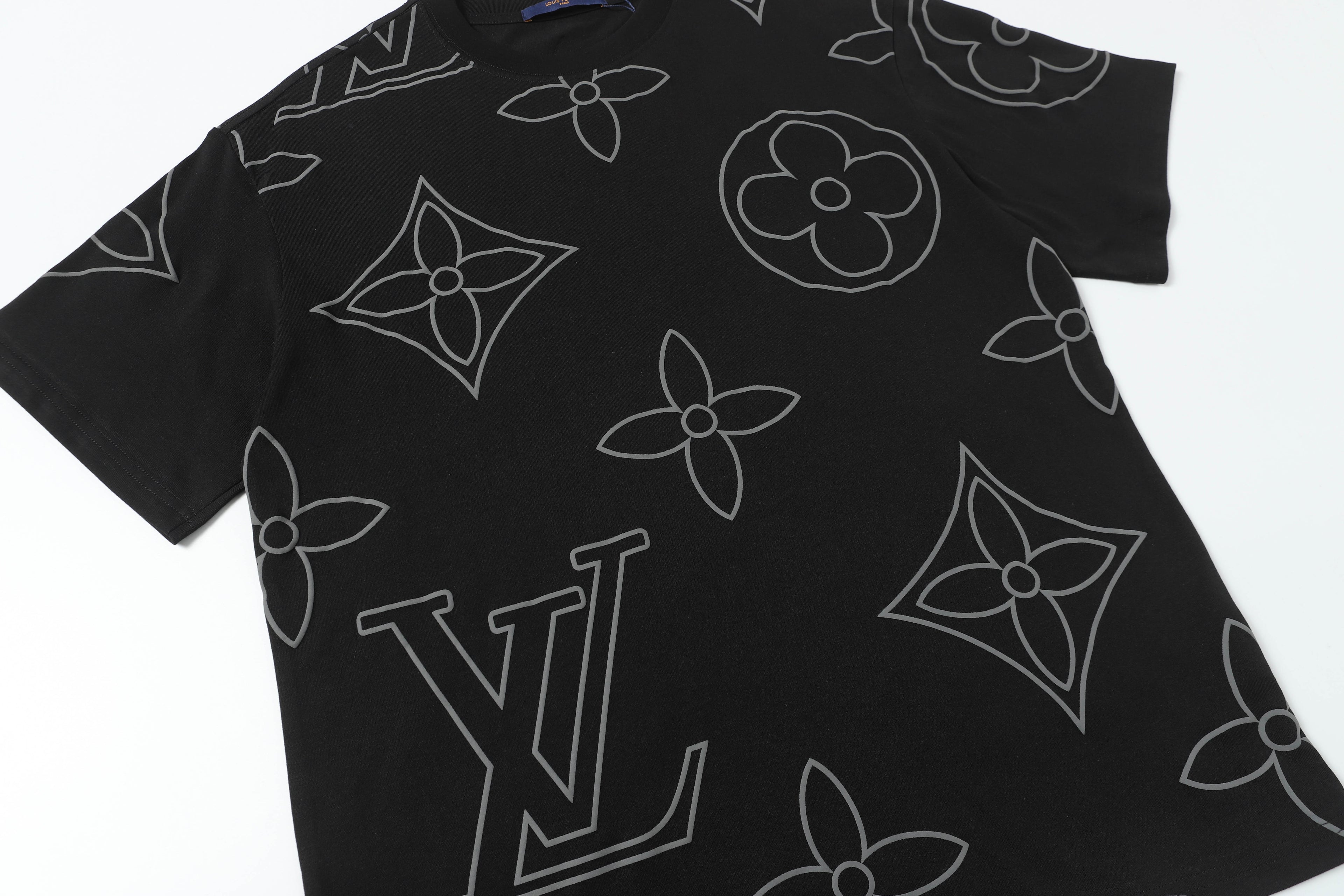 U1R45E163 Popular T-shirt