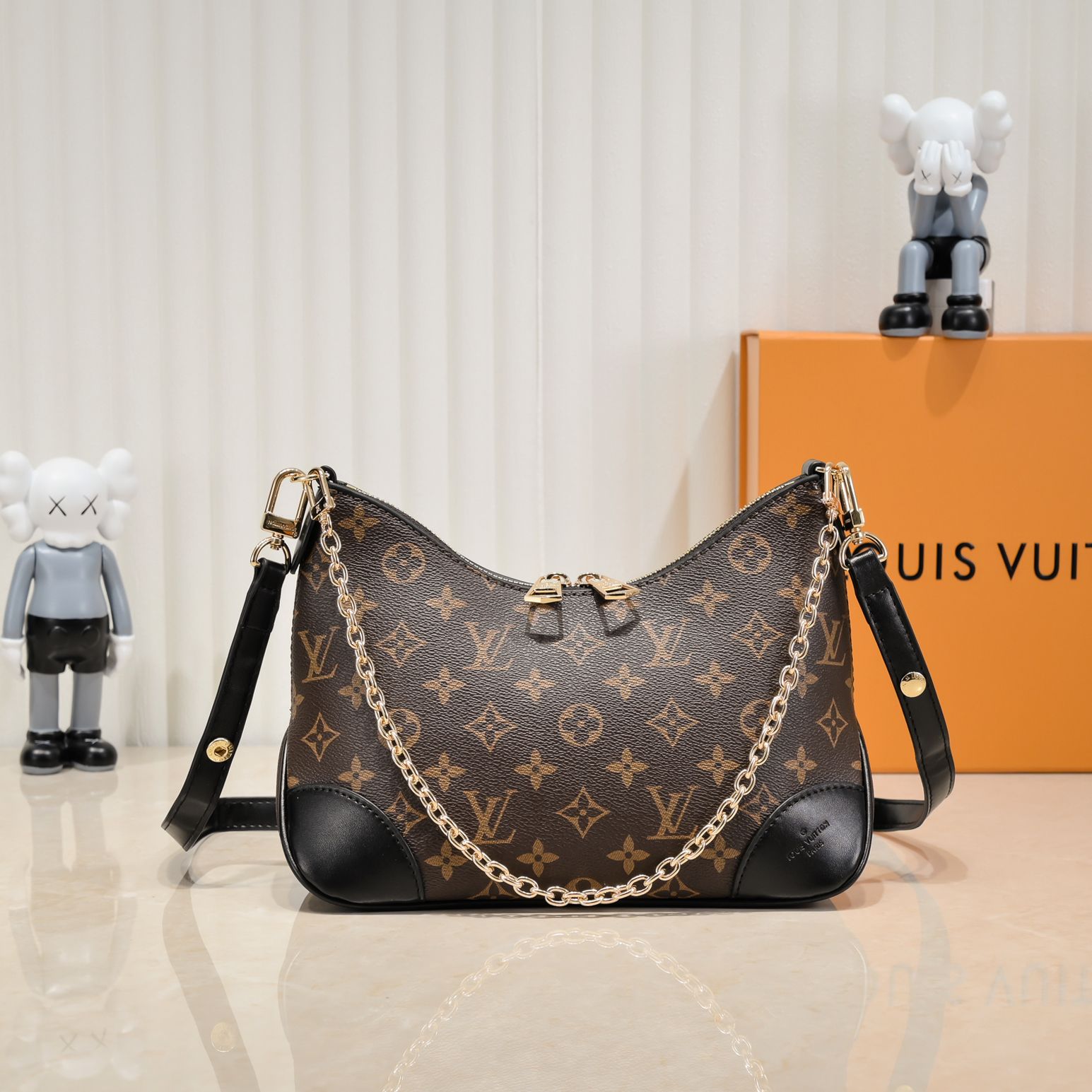 B1X104E57 Popular   leather bag