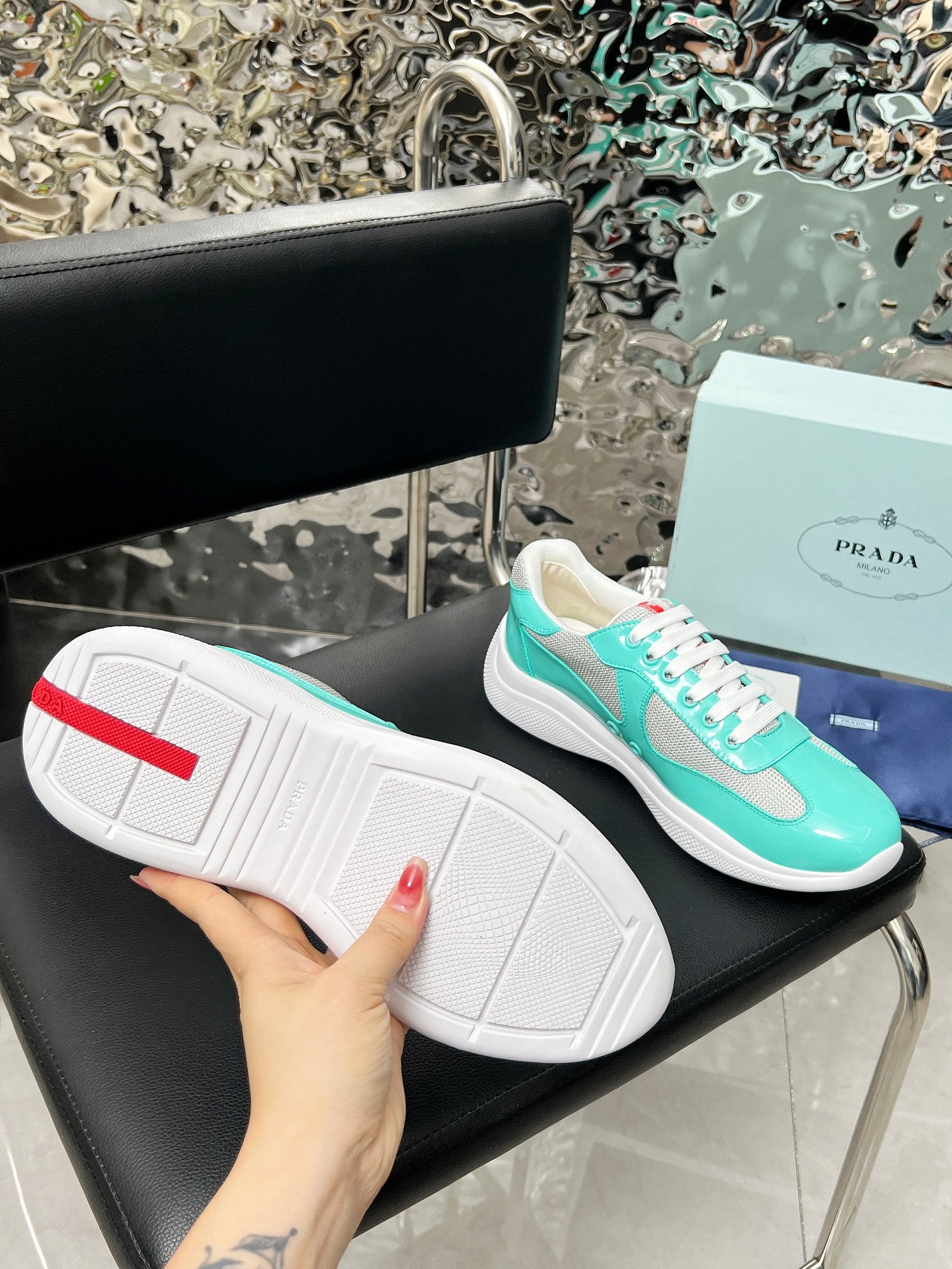 Z2P76P03 Popular high-quality leather Shoes