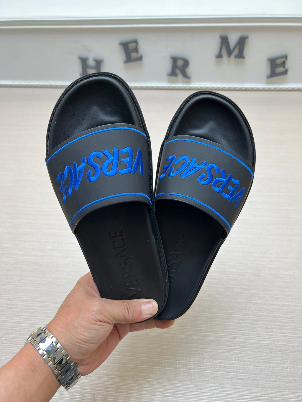 Z5ZV54 Popular slippers