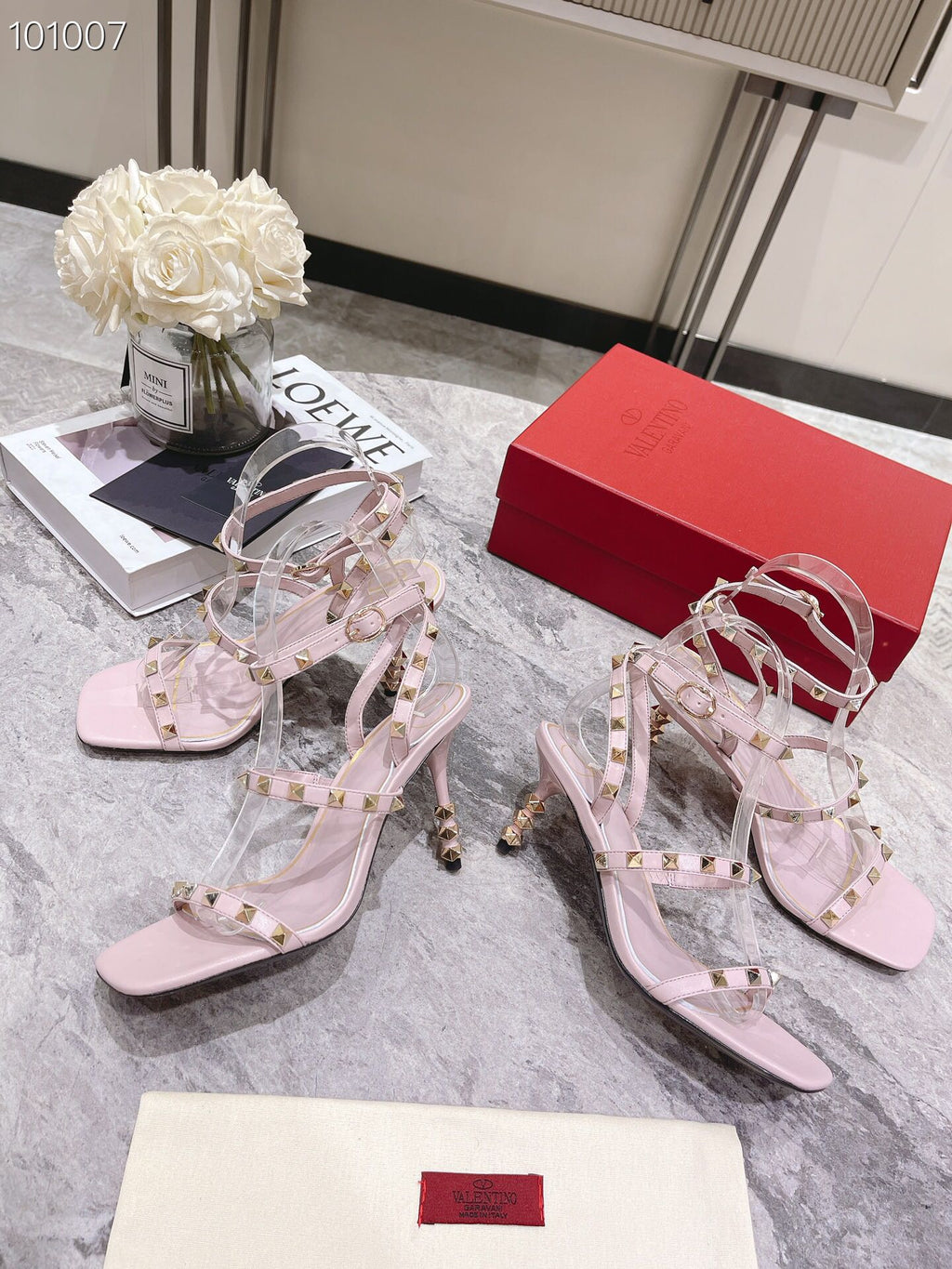 Z2Q55VL56 Popular  leather High heels