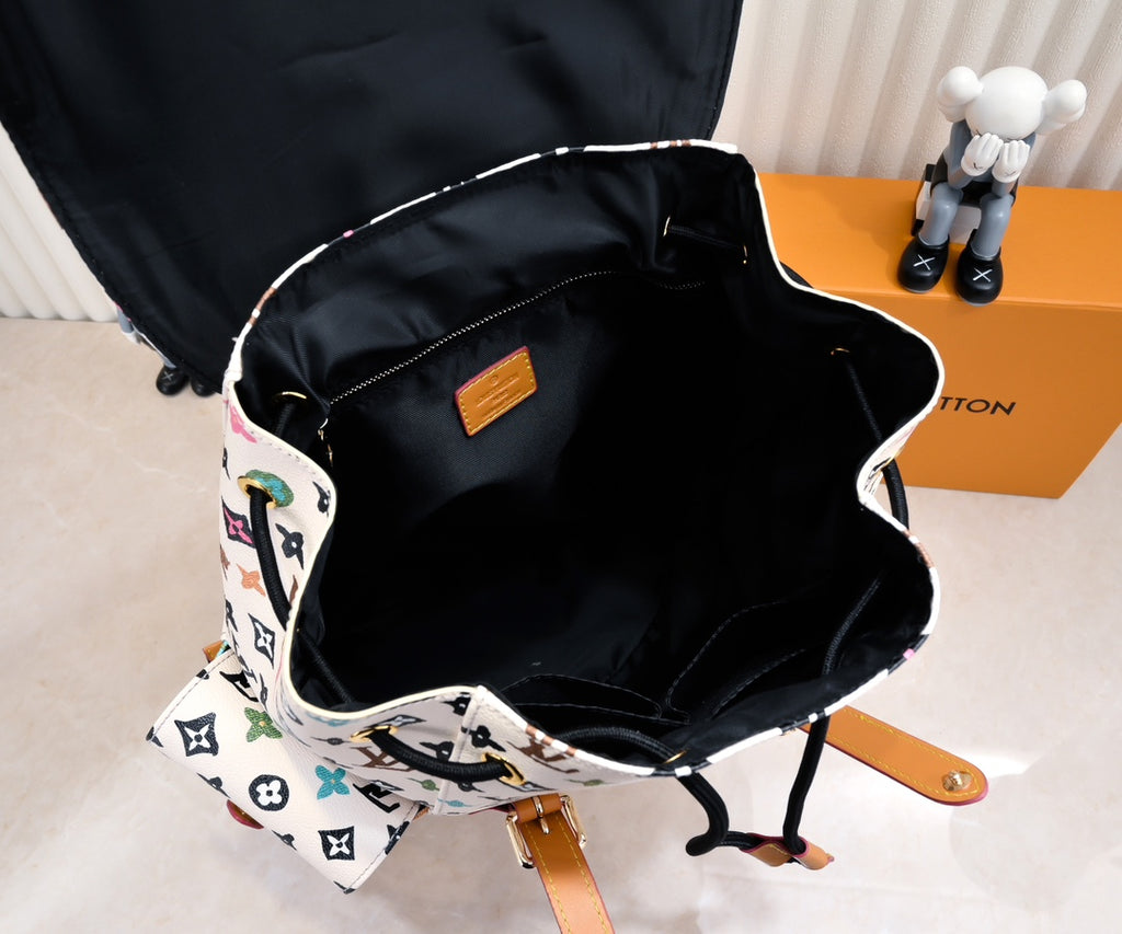 B1W25E71 Popular  Backpacks