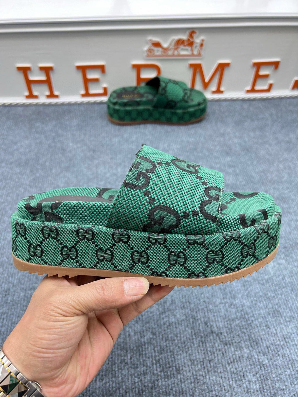 Z5ZB122 Popular slippers  Sole thickness 5.5cm