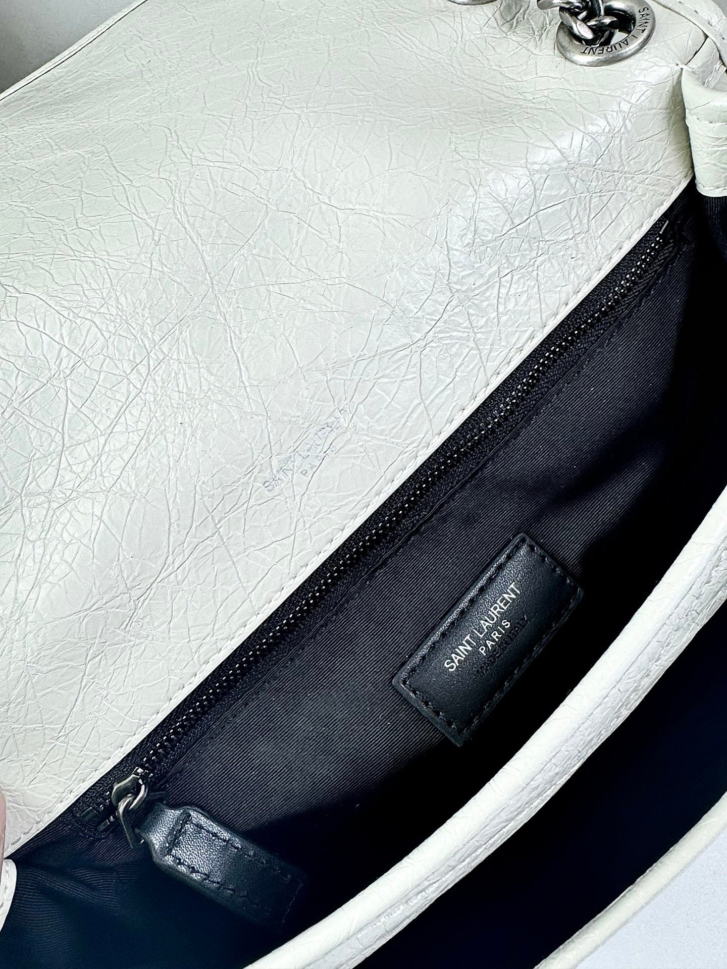 B1R76SL16 Popular leather bag