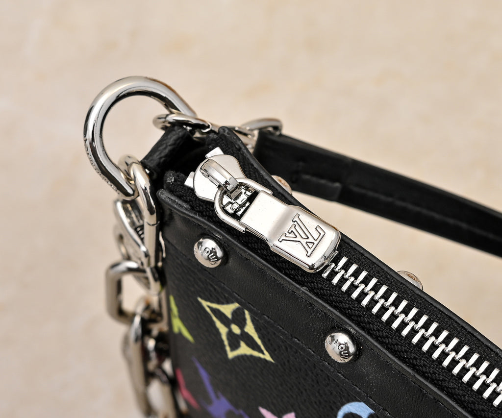 B1X45E12 Popular leather bag