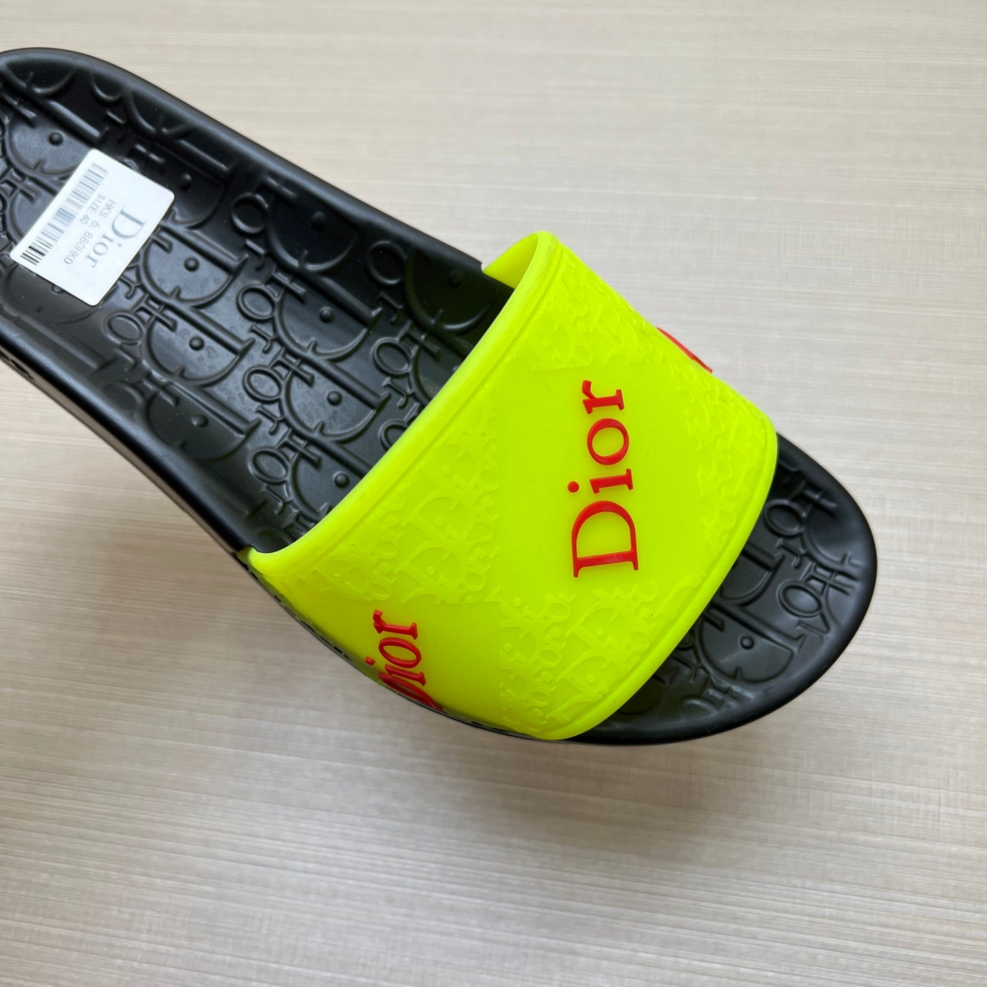 Z5Z35D277 Popular Slippers