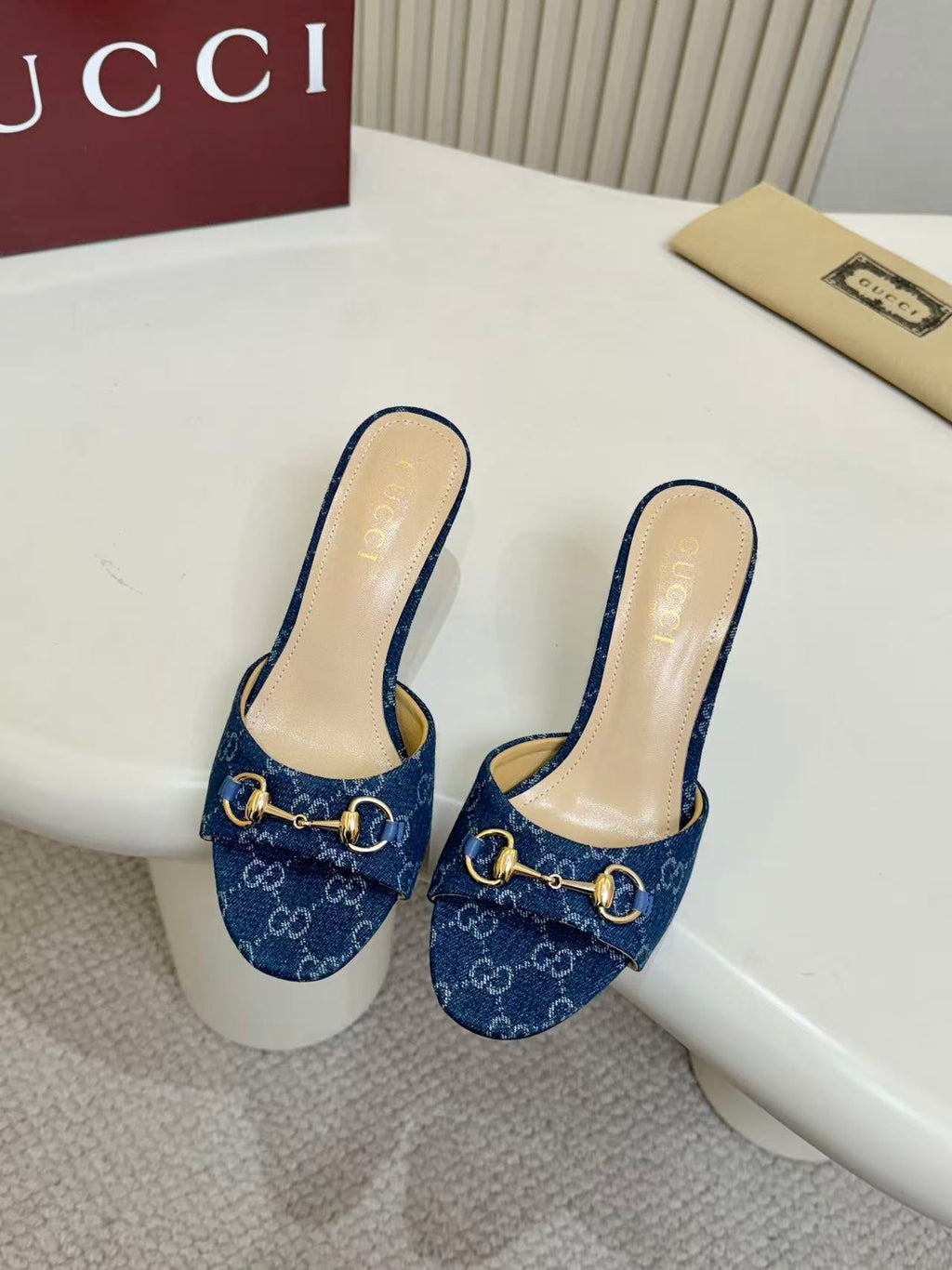 Z2R76B30 Popular high-quality  canvas shoes