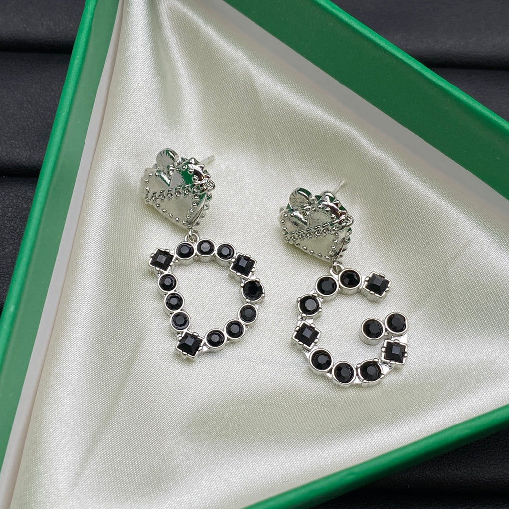 X1Z94D1070E Popular Earrings