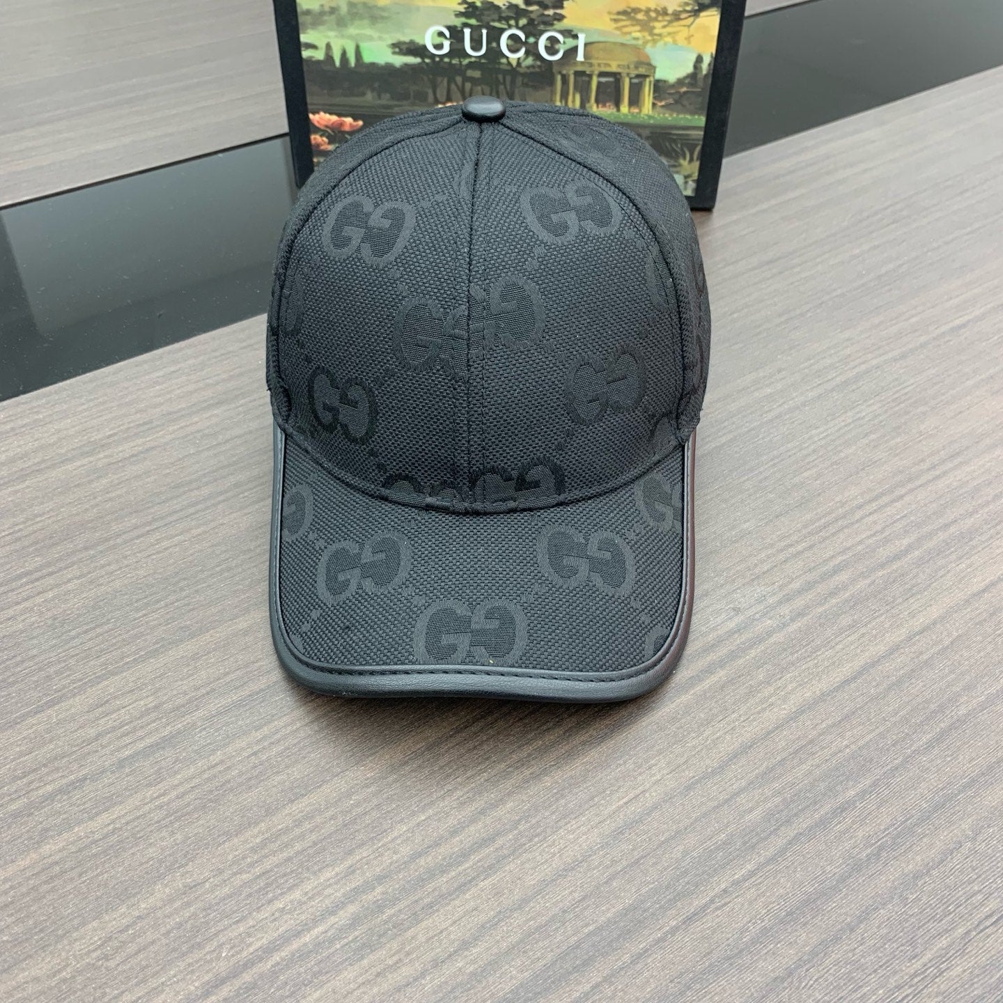 M1Z25B520 Popular hats