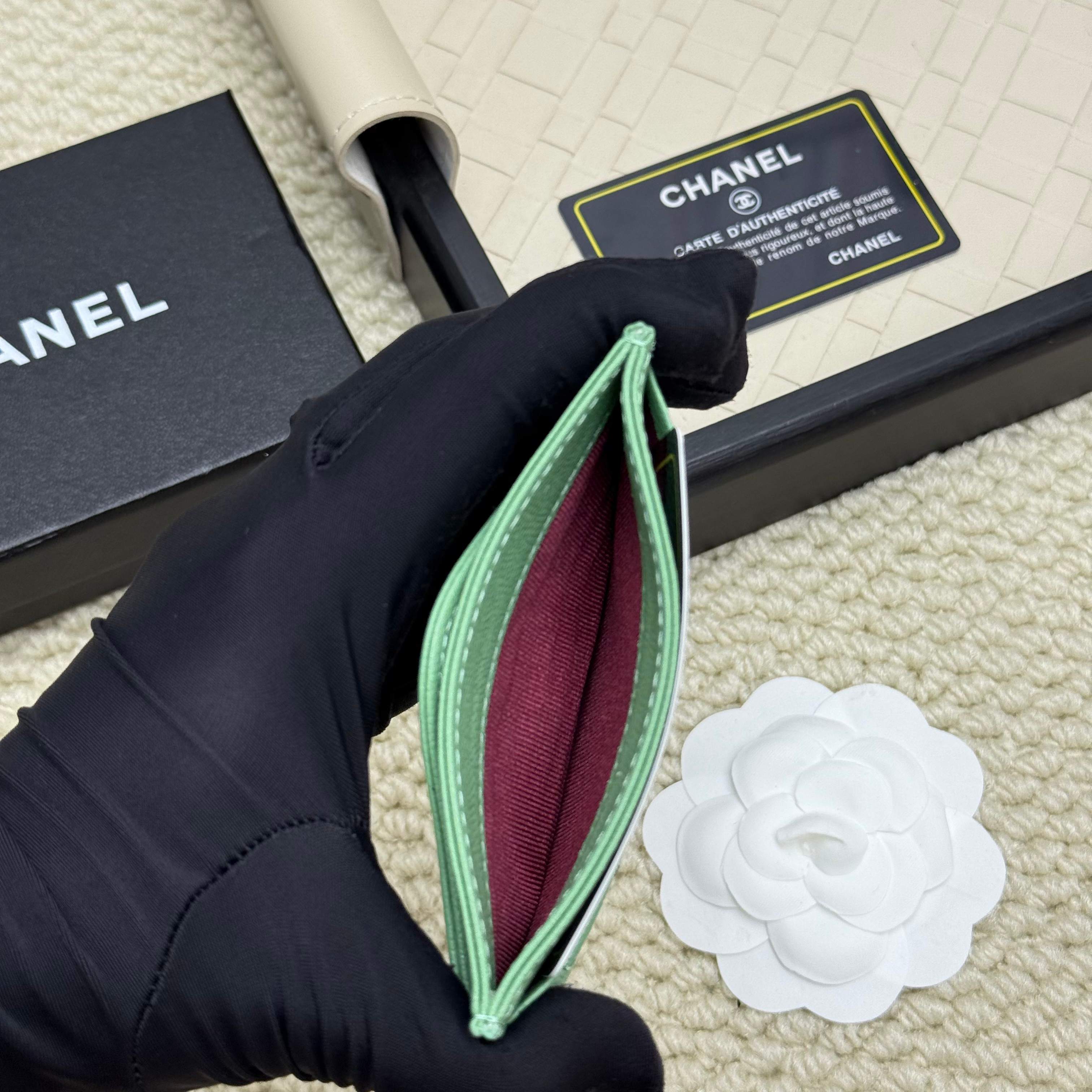 B1R115C154 Popular card holder