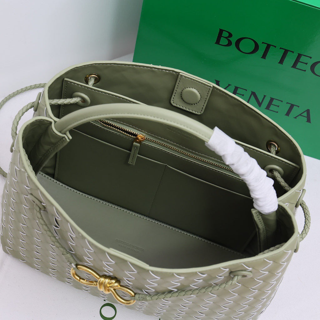 B1X104A80 Popular  leather bag