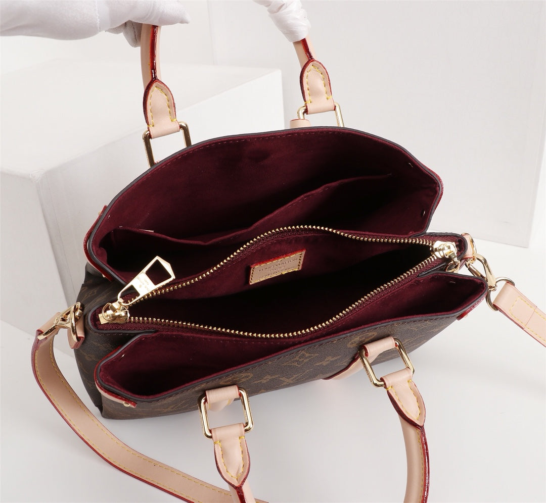 B12X44E343 Popular  leather bag 