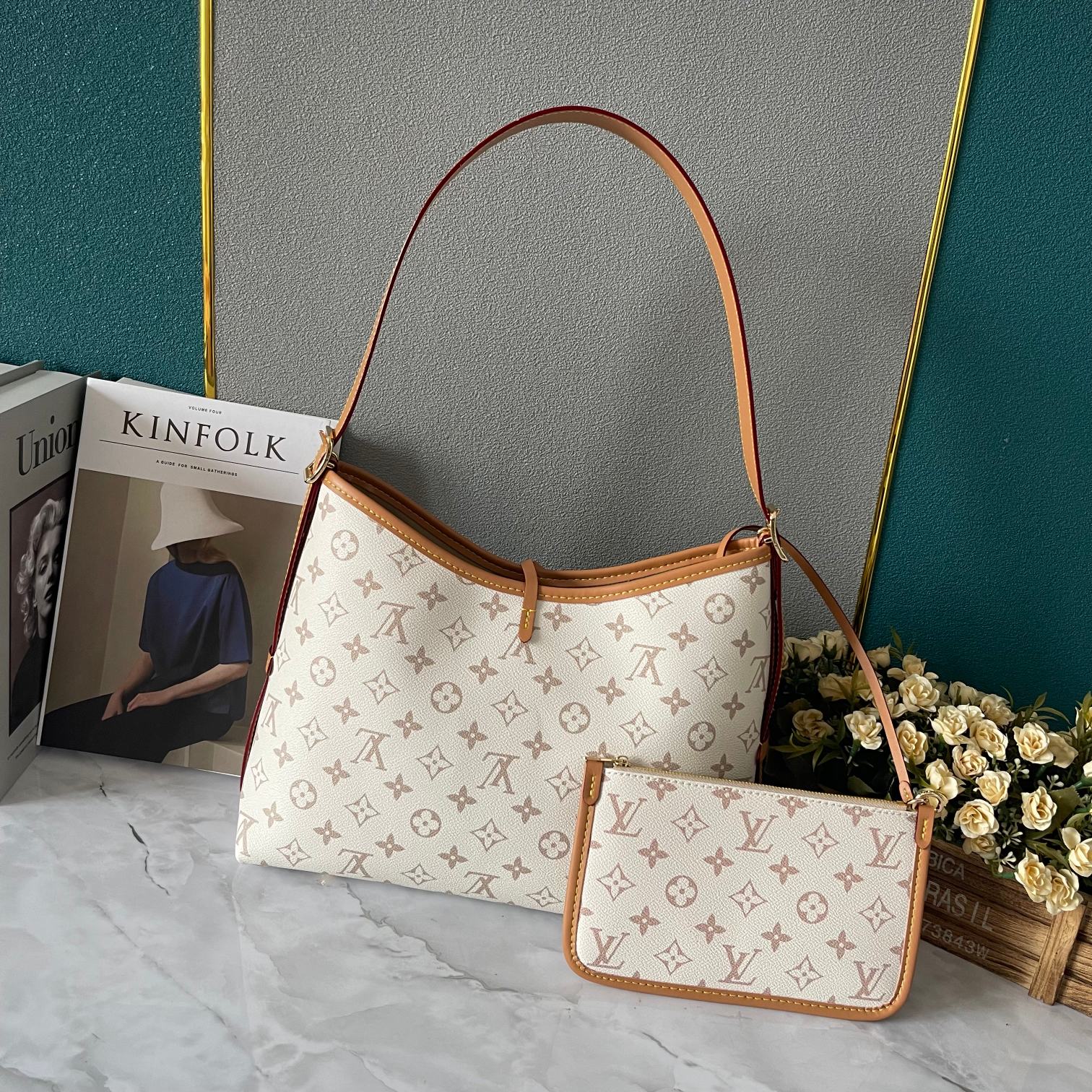 B12X34E277 Popular  leather bag 