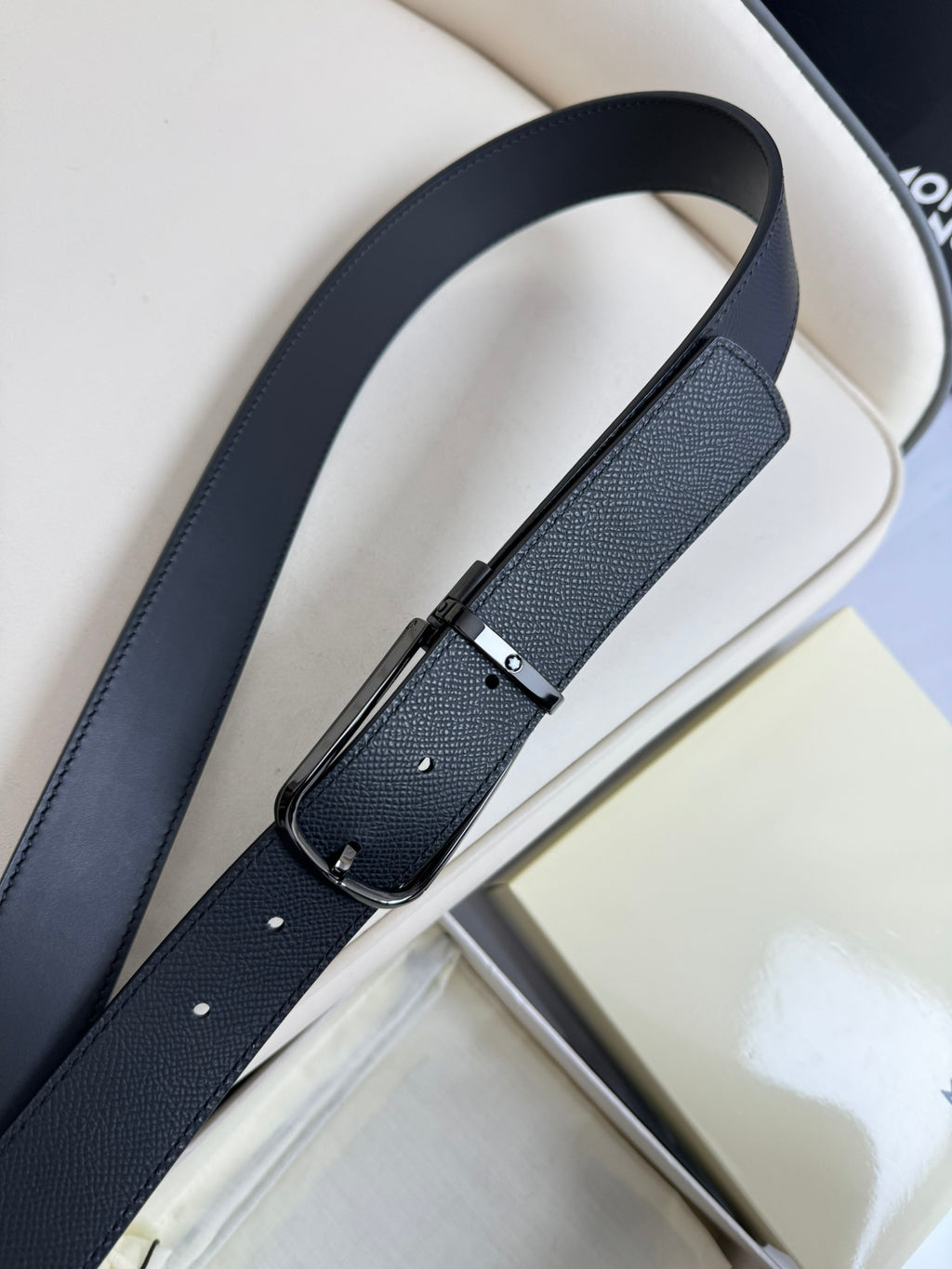 P1R55A235 Popular   High quality belt With full package