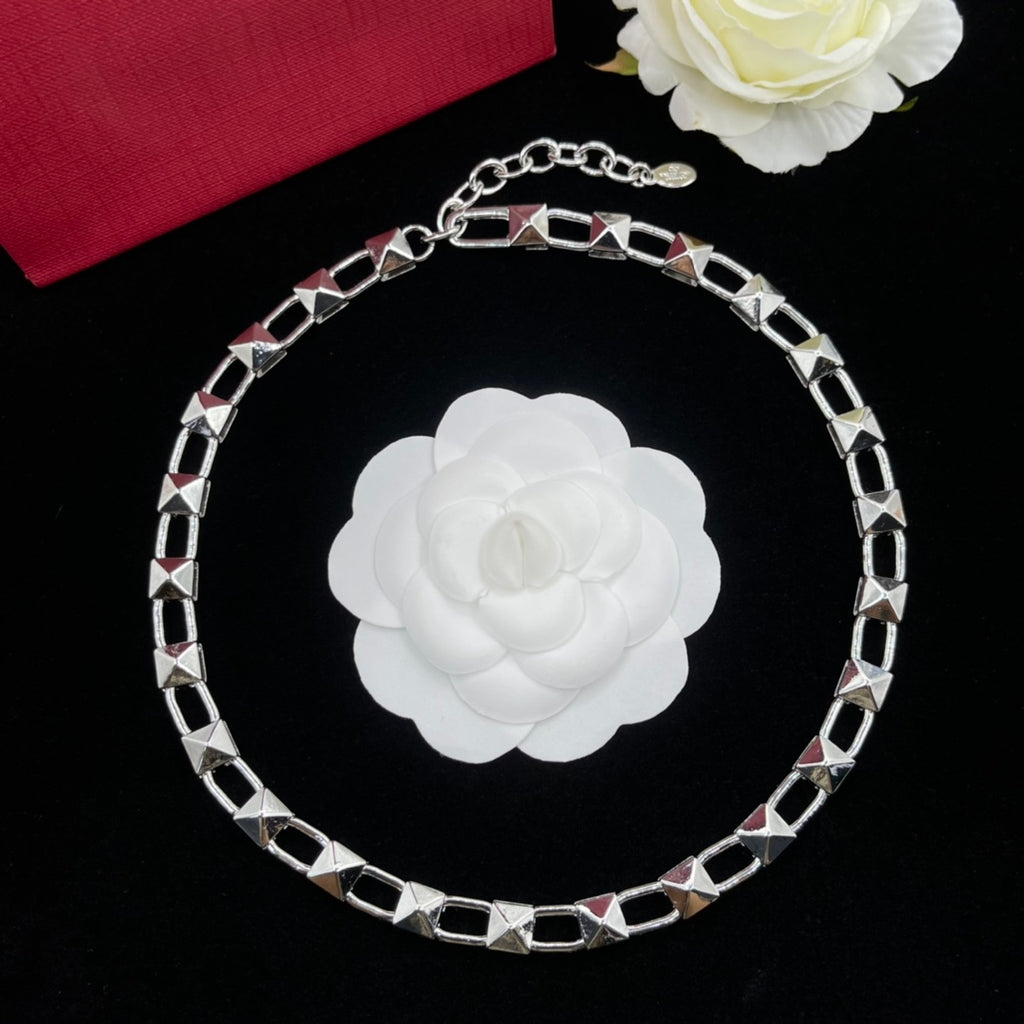 X1Q85VL431X Popular Necklaces. Bracelets