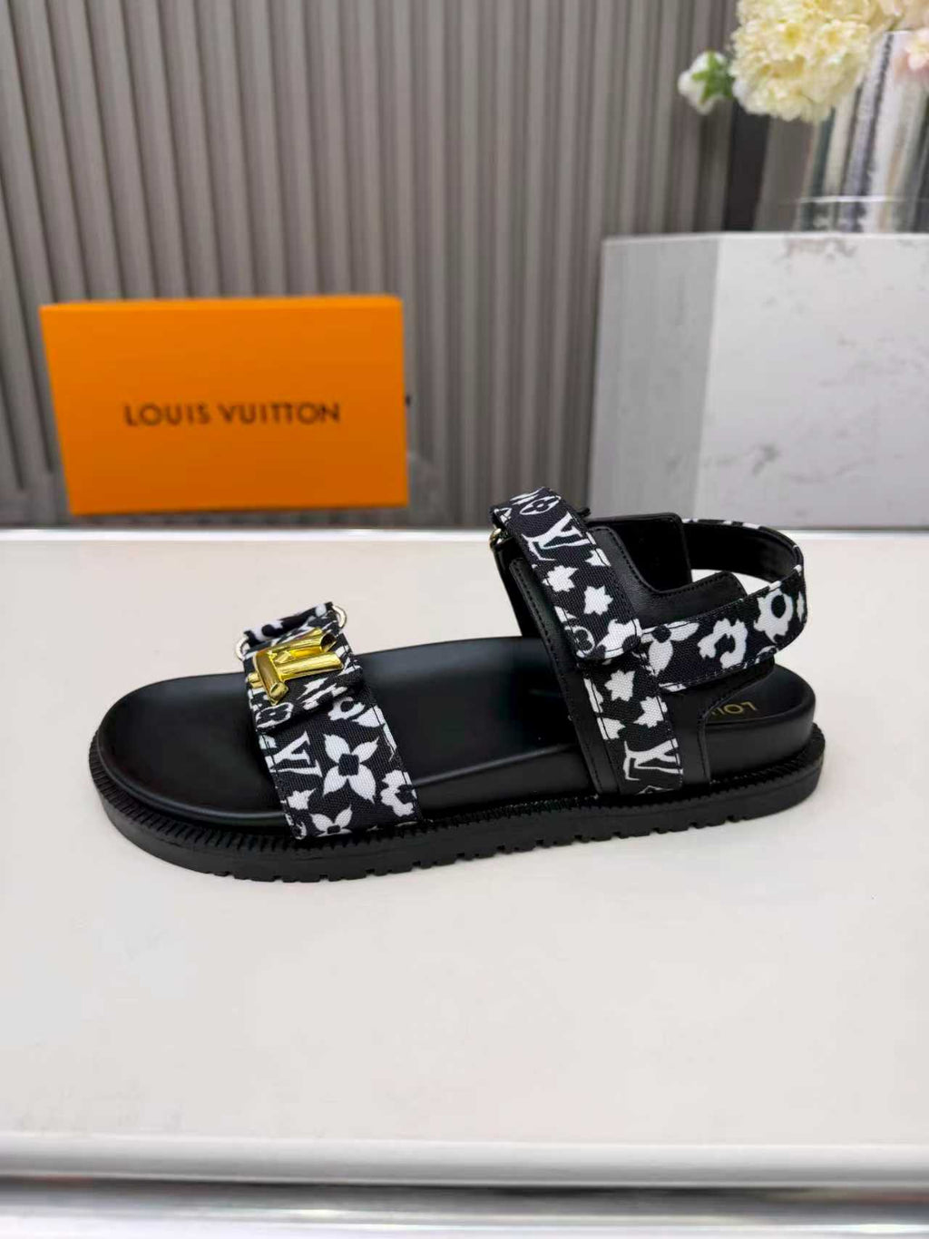 Z2P36E16 Popular high-quality Shoes