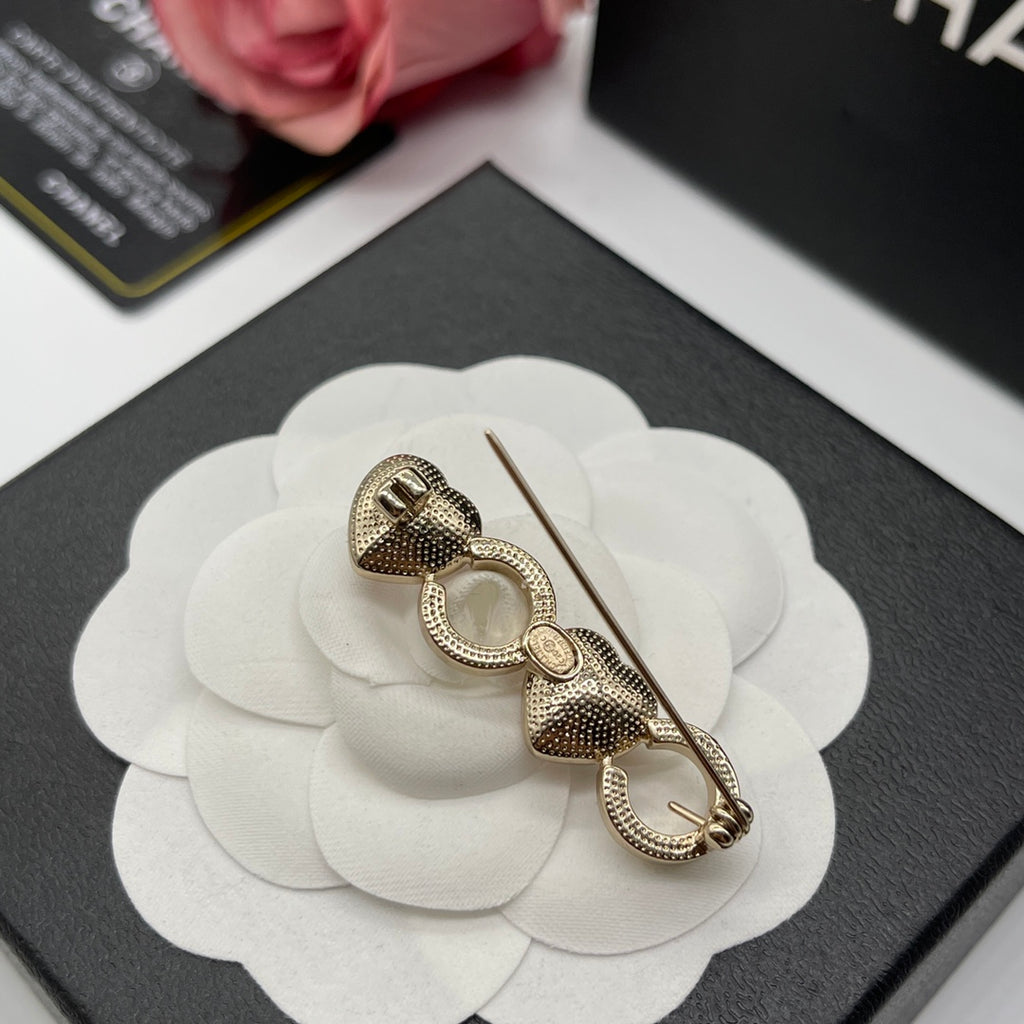 X1ZC892    Popular Brooch