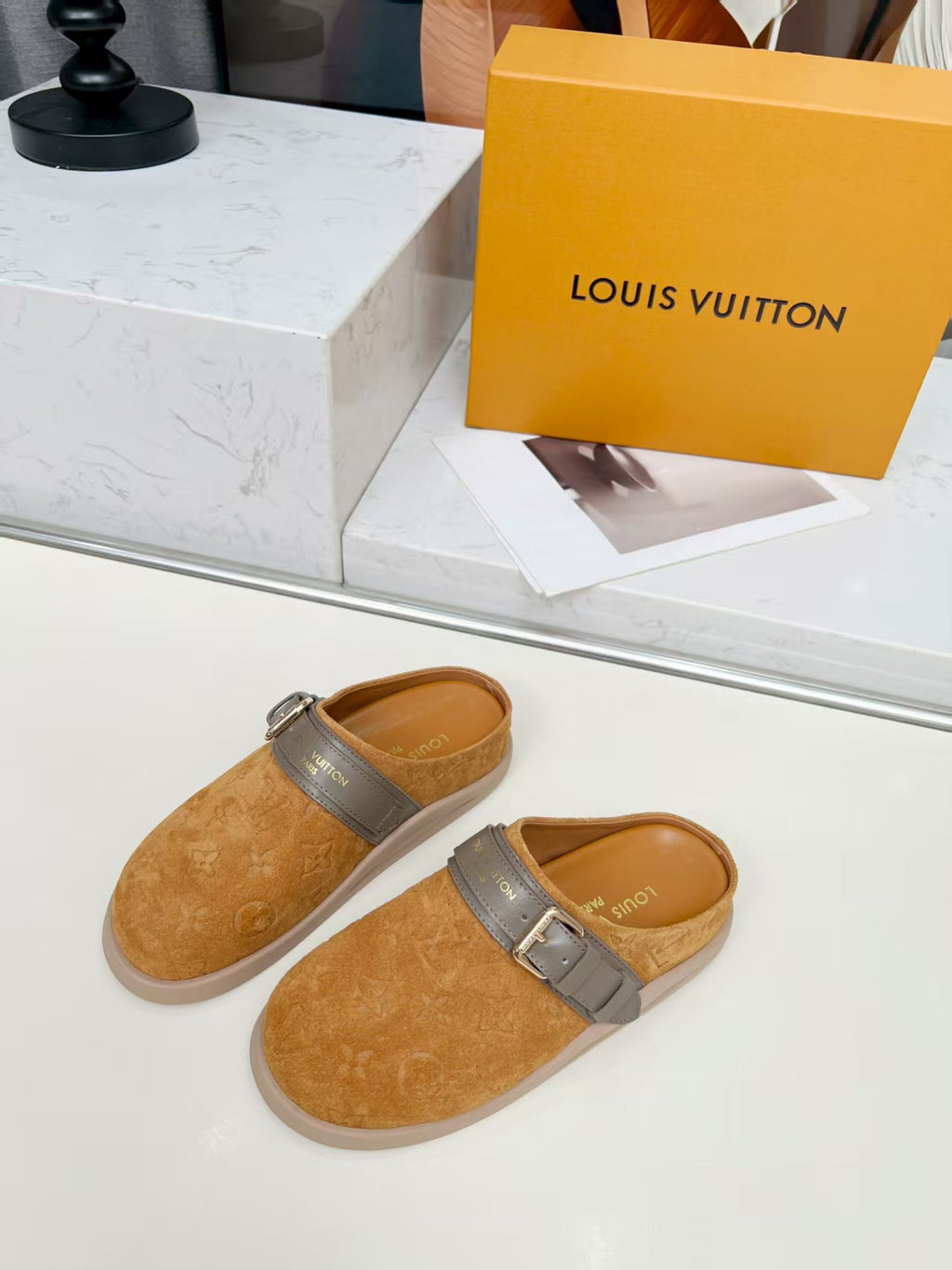 Z2Q105E255 Popular high-quality Shoes