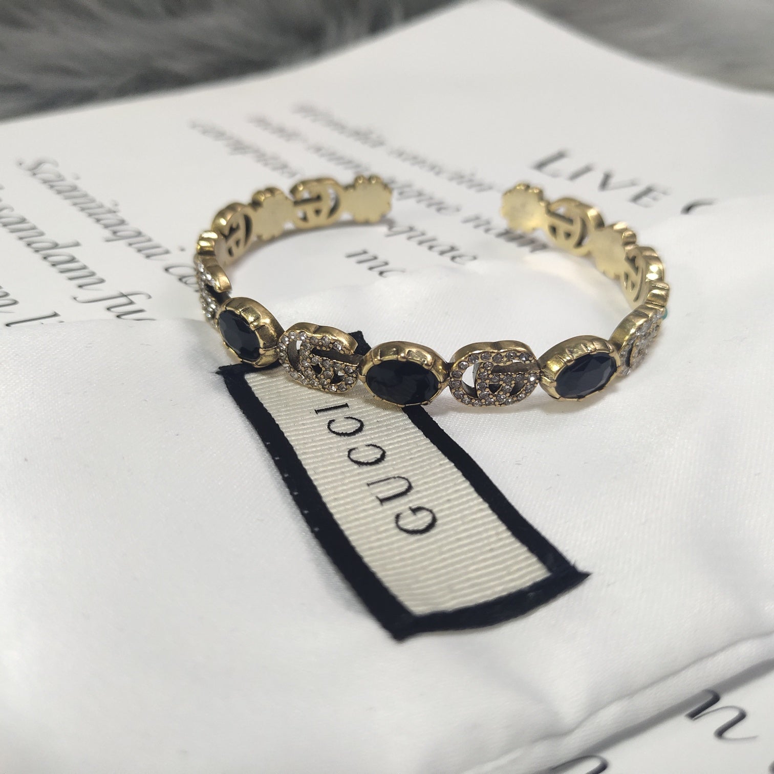 X1Q85B20K  Popular  Bracelets