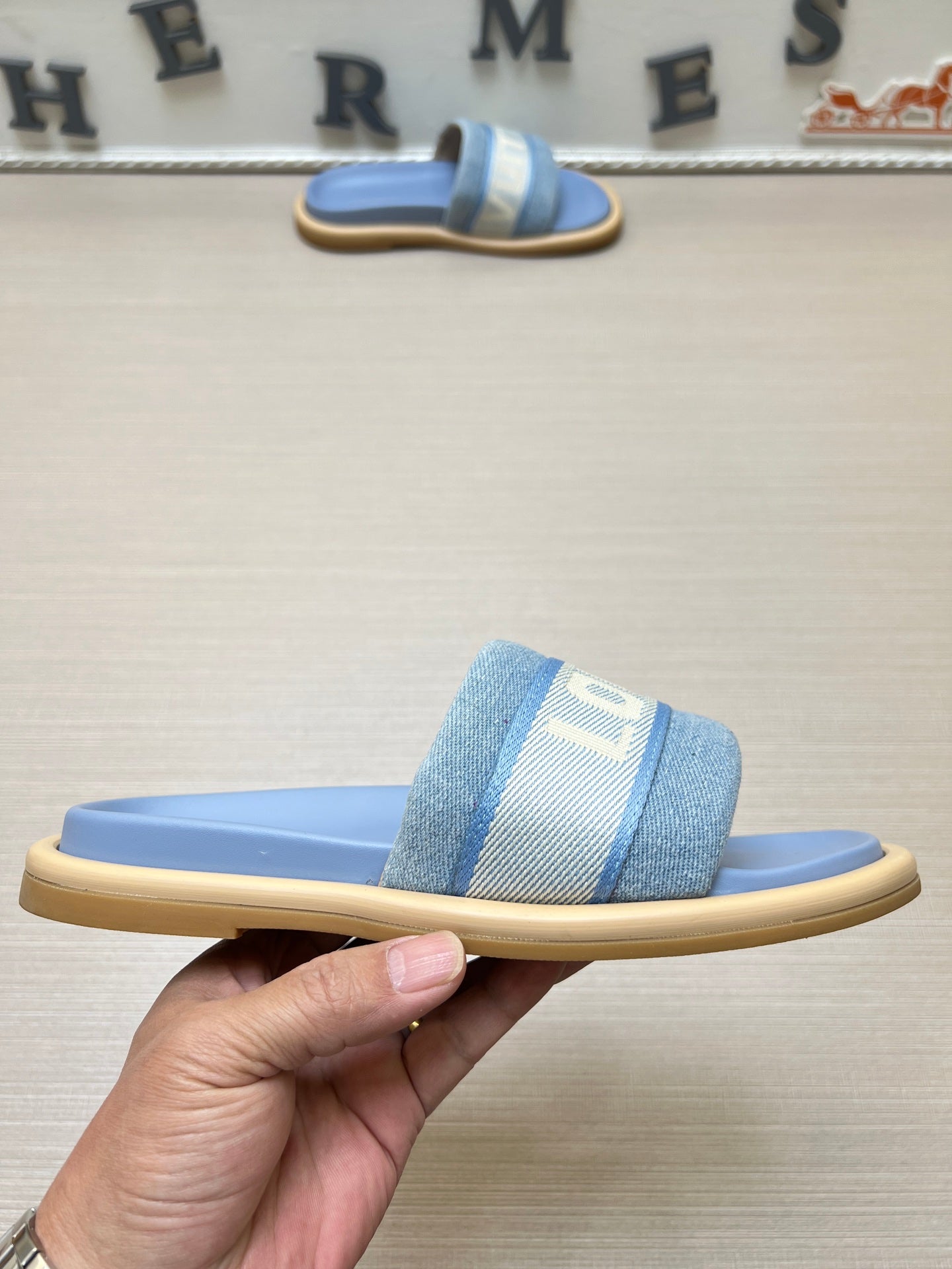 Z5Z35E300 Popular Slippers