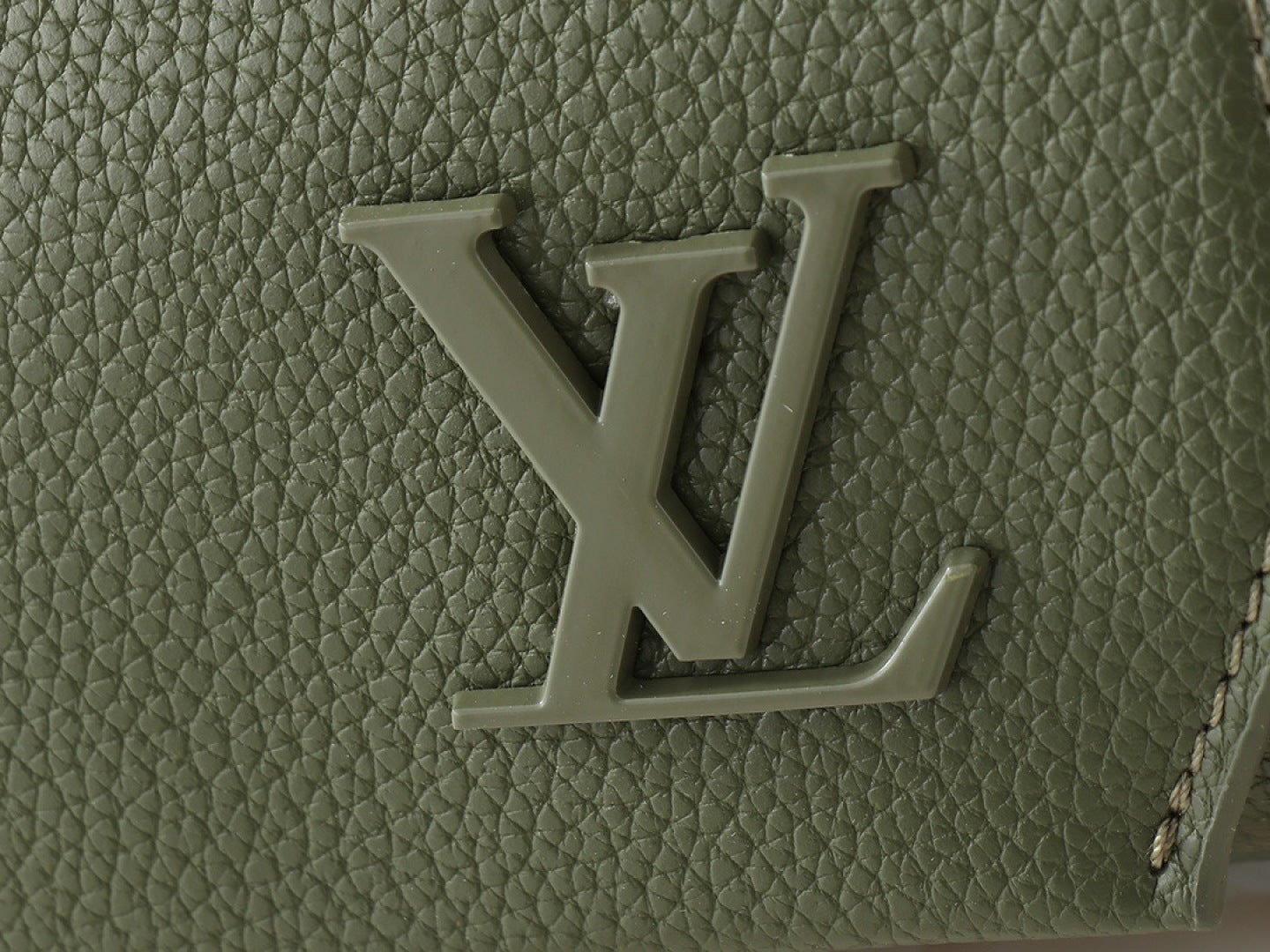 B1P36E77 Popular leather bag