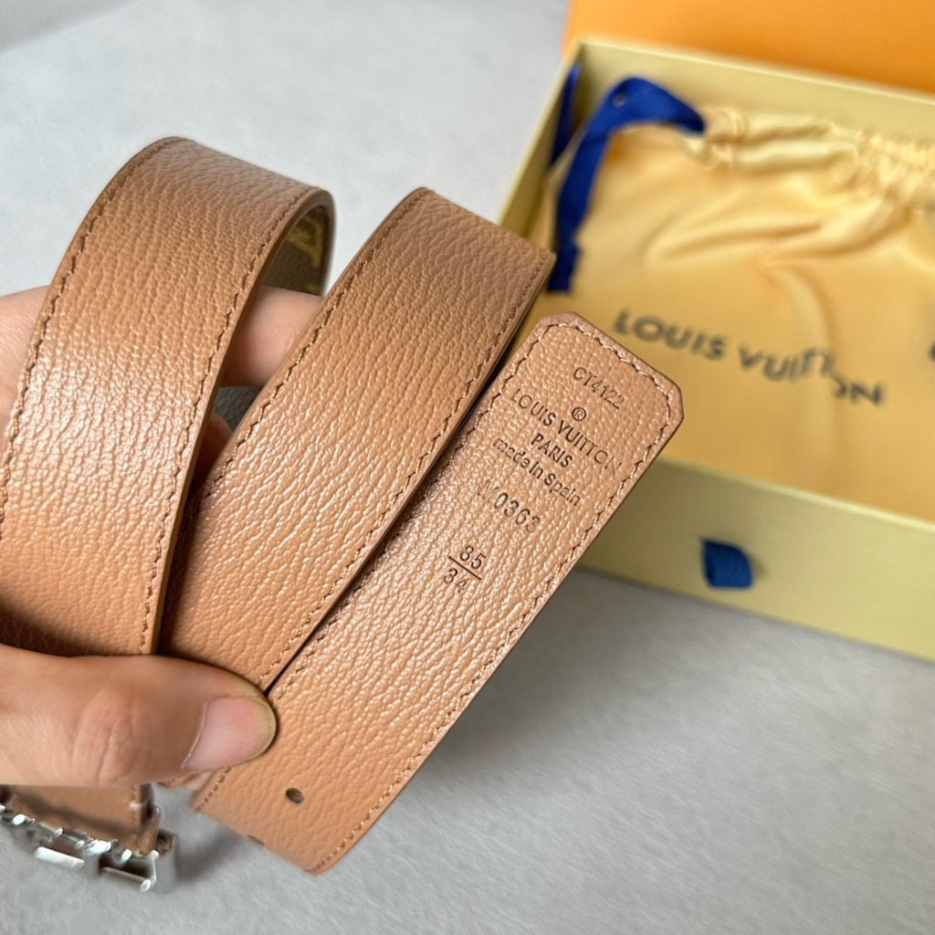 P1Q64E2 Popular  High quality belt With full package