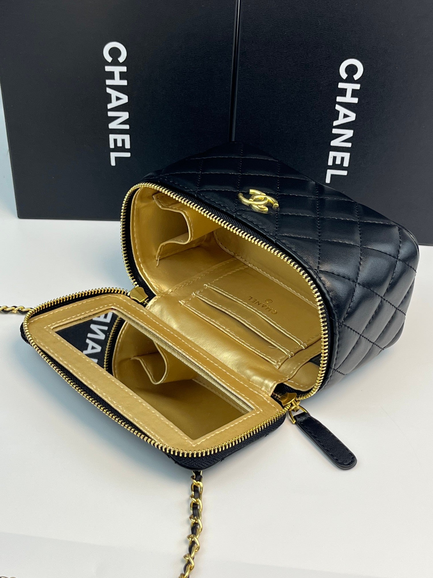 B1P36C83 Popular leather bag