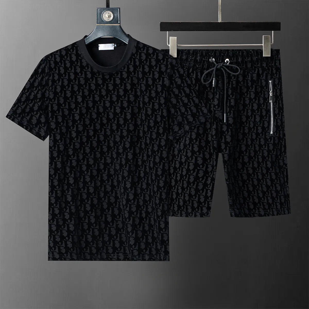 U1R35D116  Popular shirt and shorts set