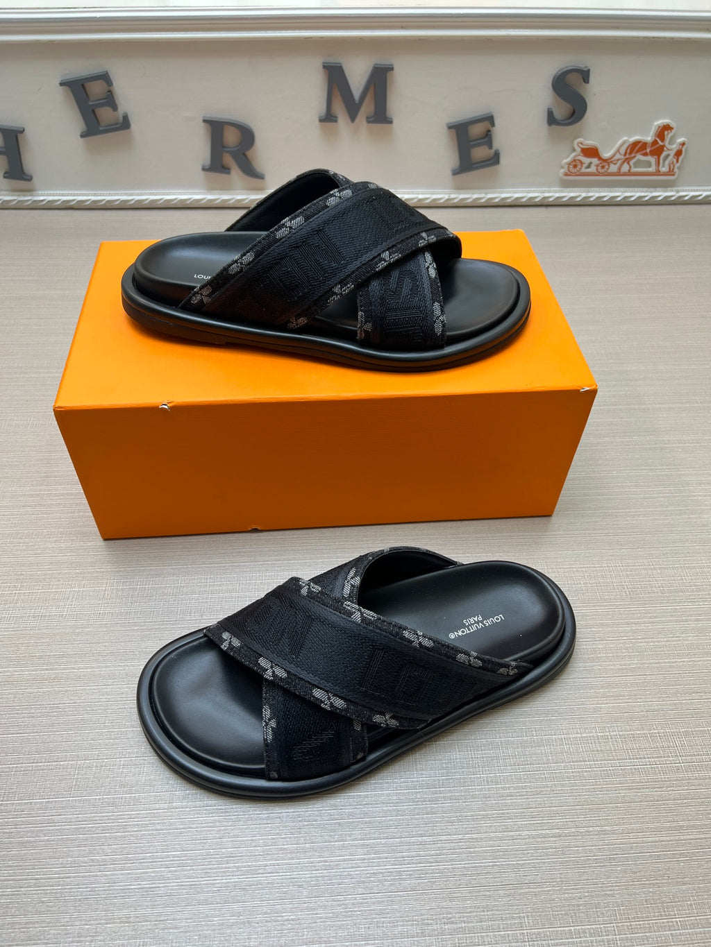 Z5Z35E273 Popular Slippers