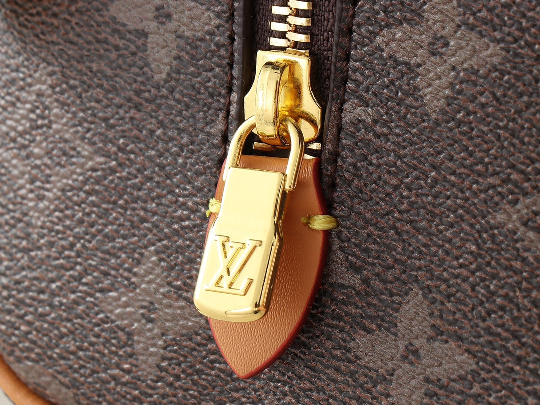 B1R15E69  Popular   leather bag