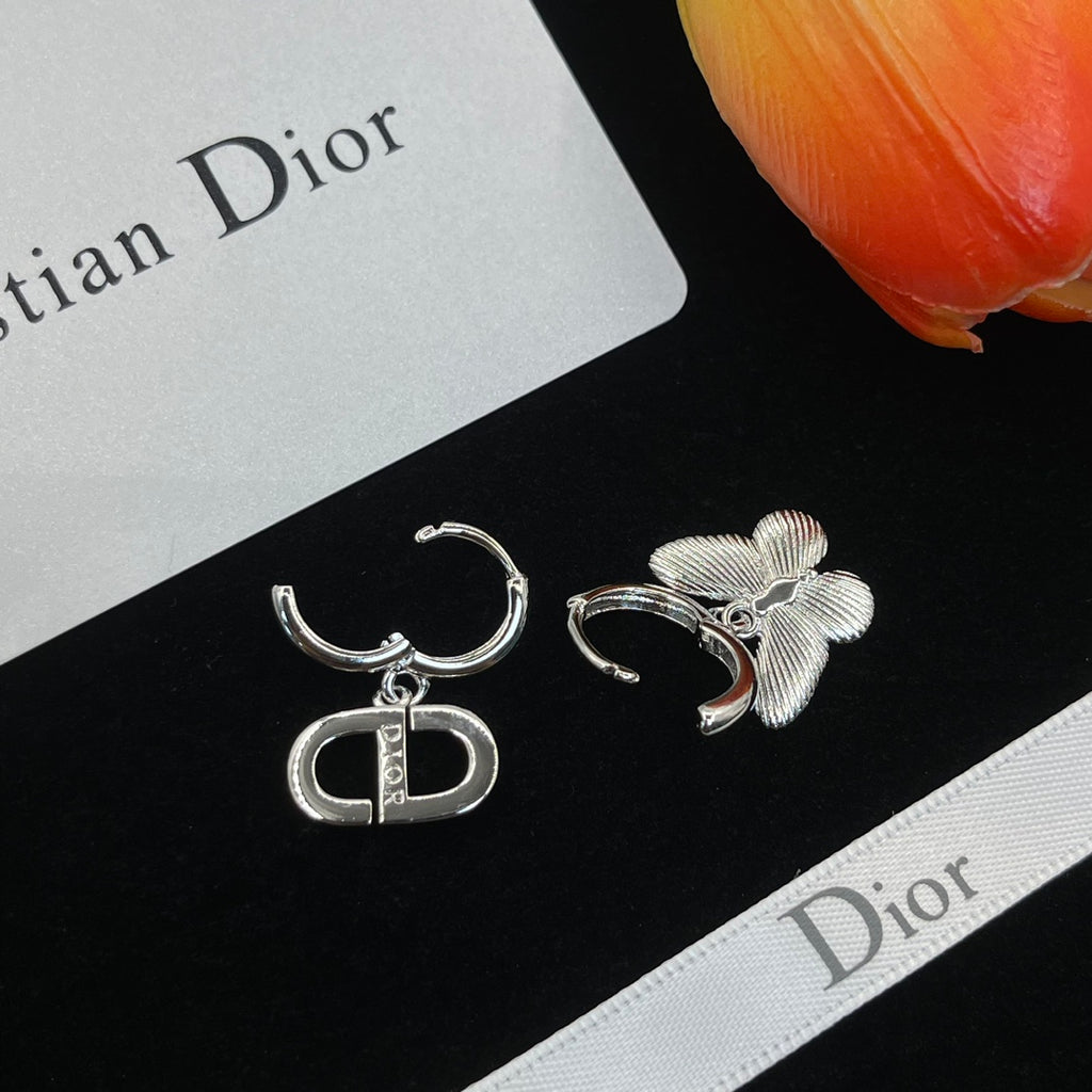 X1Z94D1062E Popular Earrings