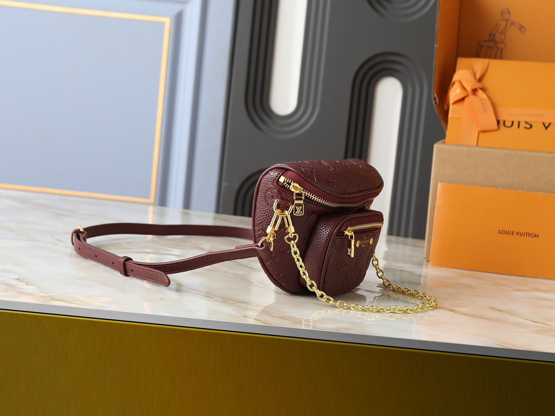 B1P46E72 Popular leather bag