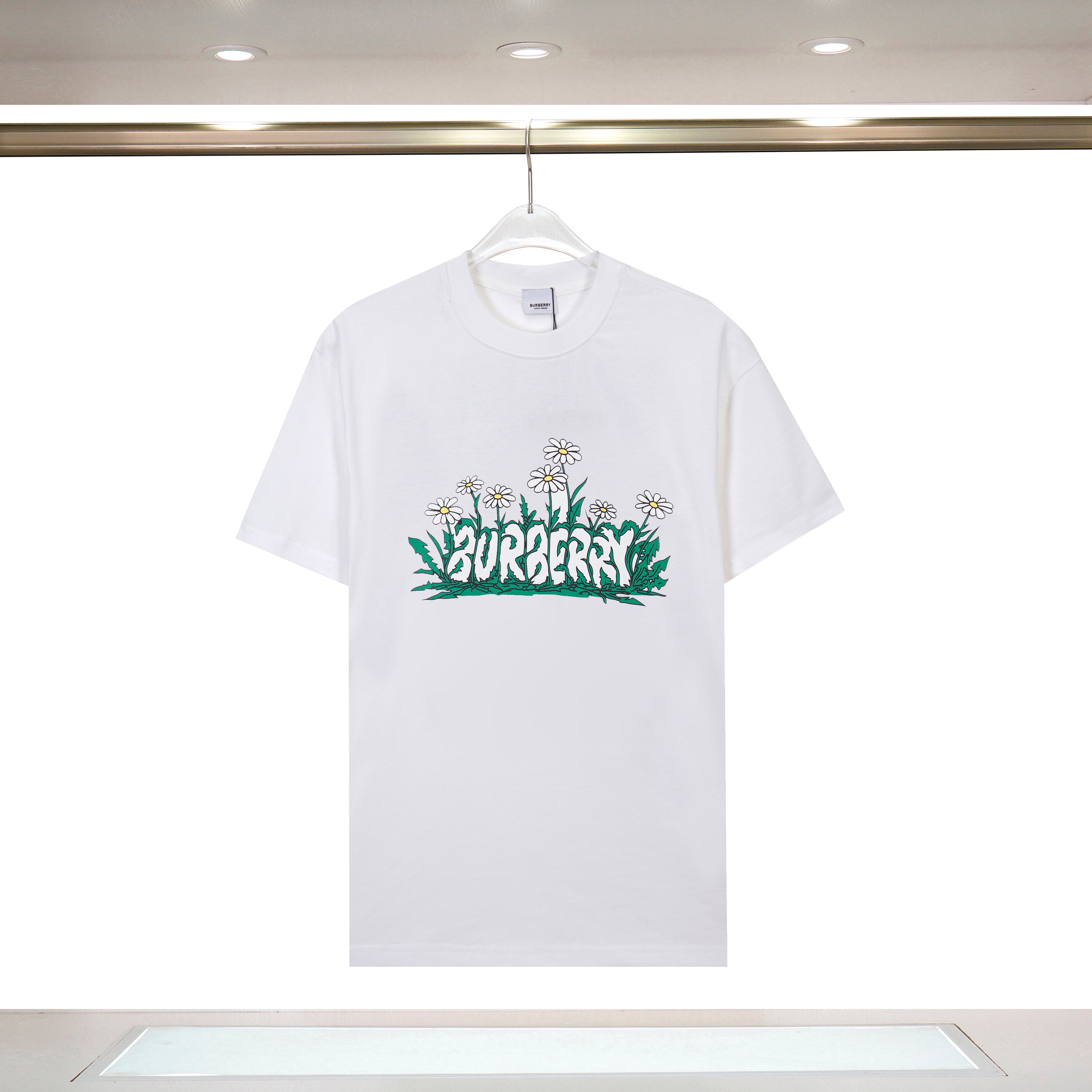 U1W25R31  Popular  T-shirts
